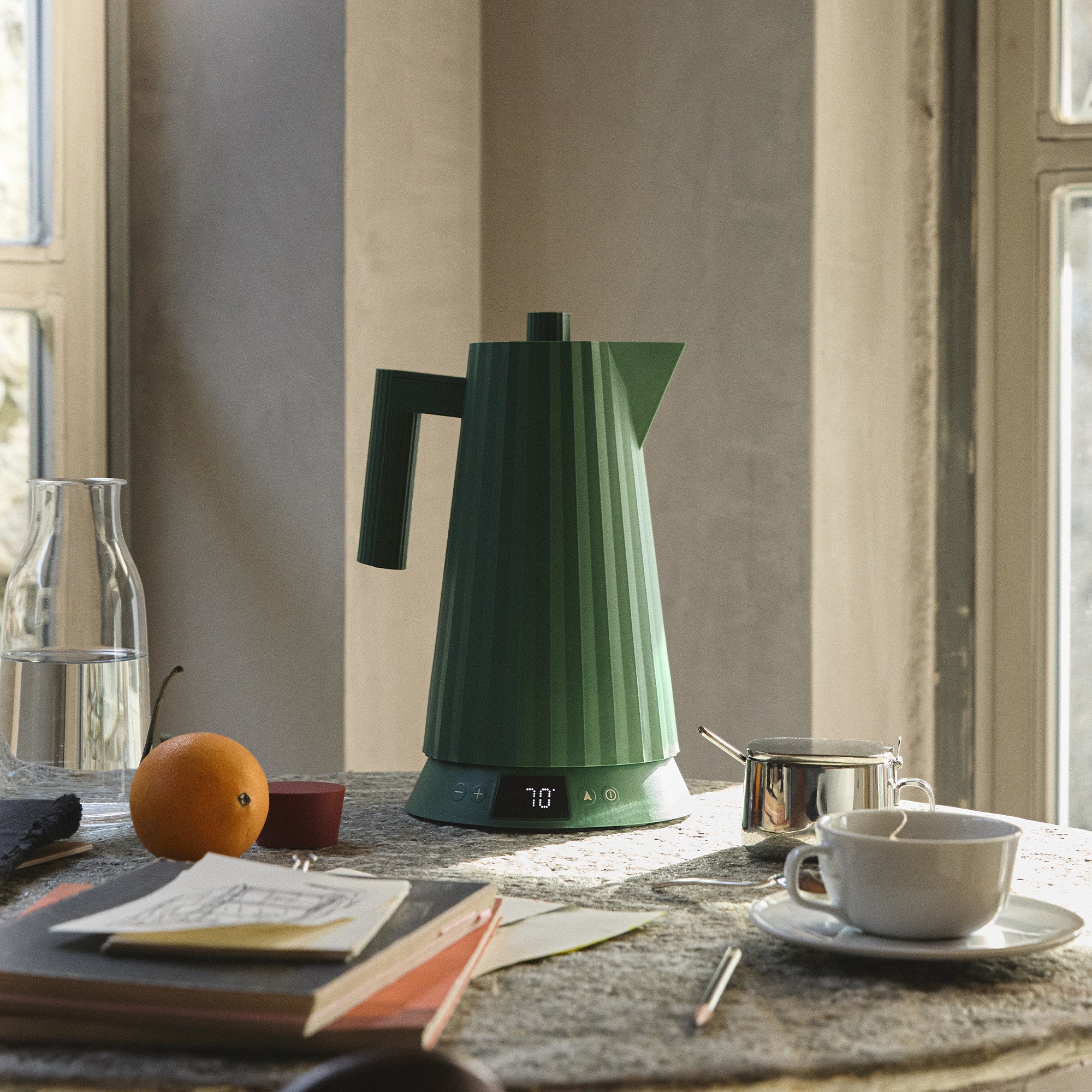 Czajnik elektryczny z regulacją temperatury PLISSÉ zielony