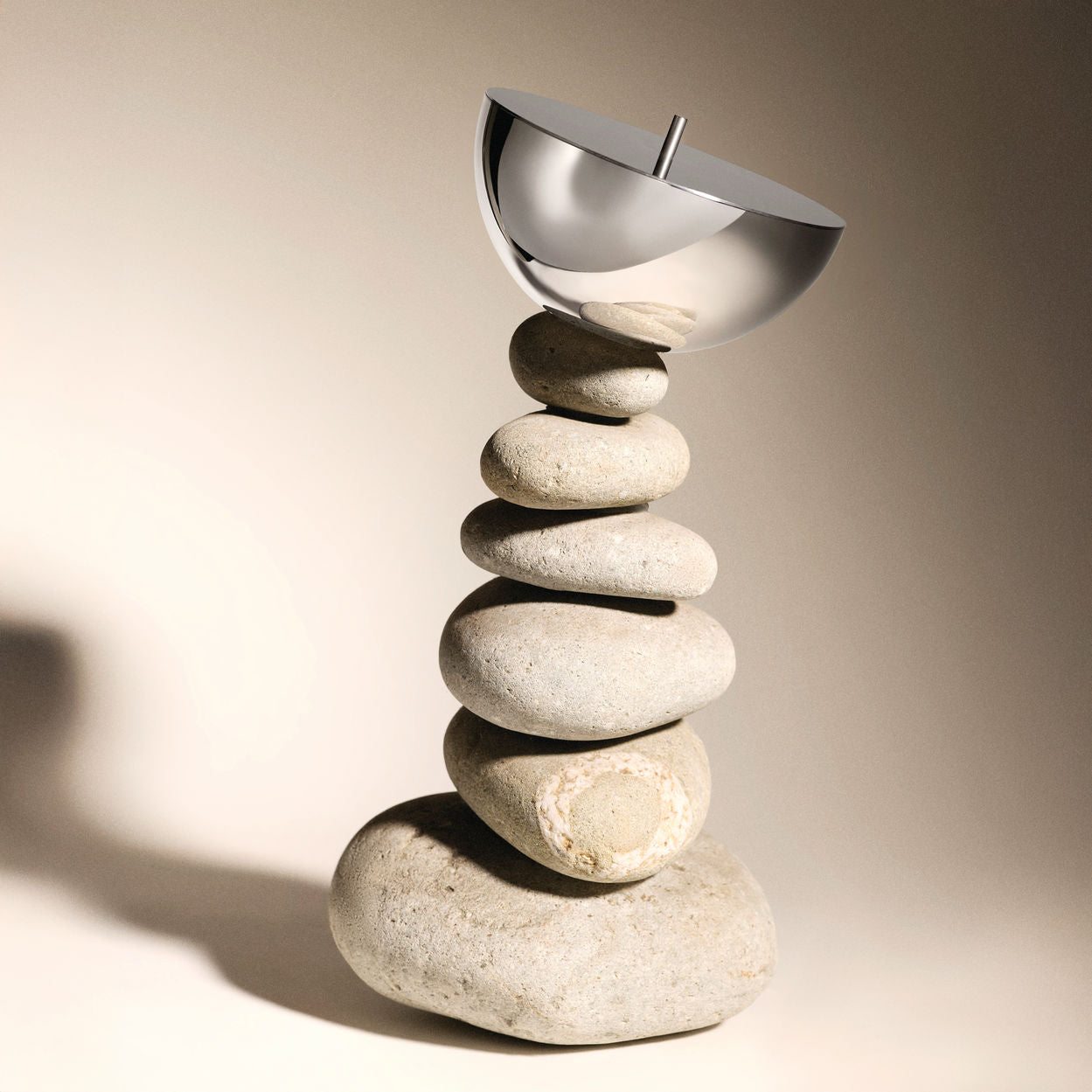 Scented insert for candle ROCC - MARBLE with woody notes, styrax resin, and leather