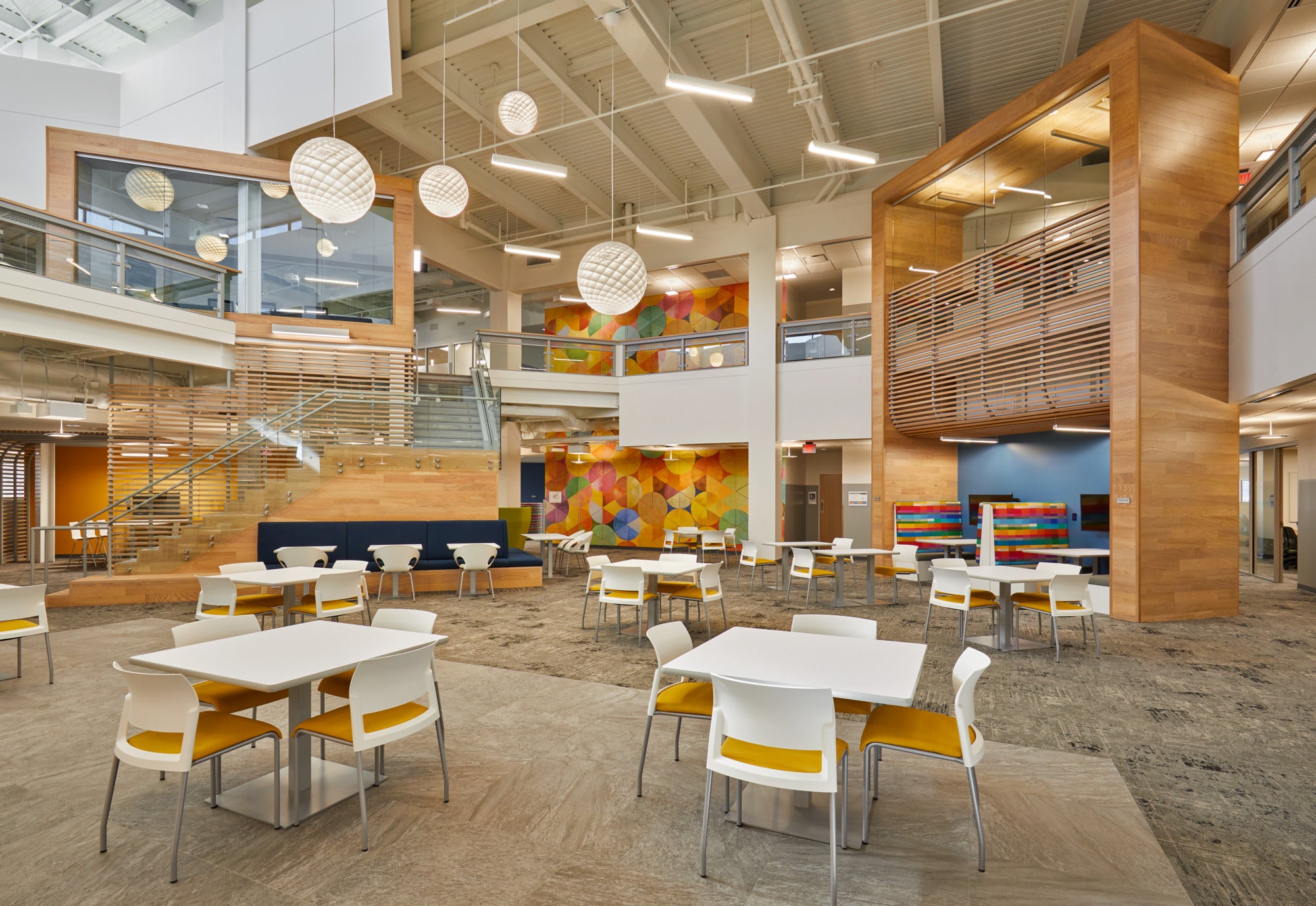 Lampa wisząca PATERA biały