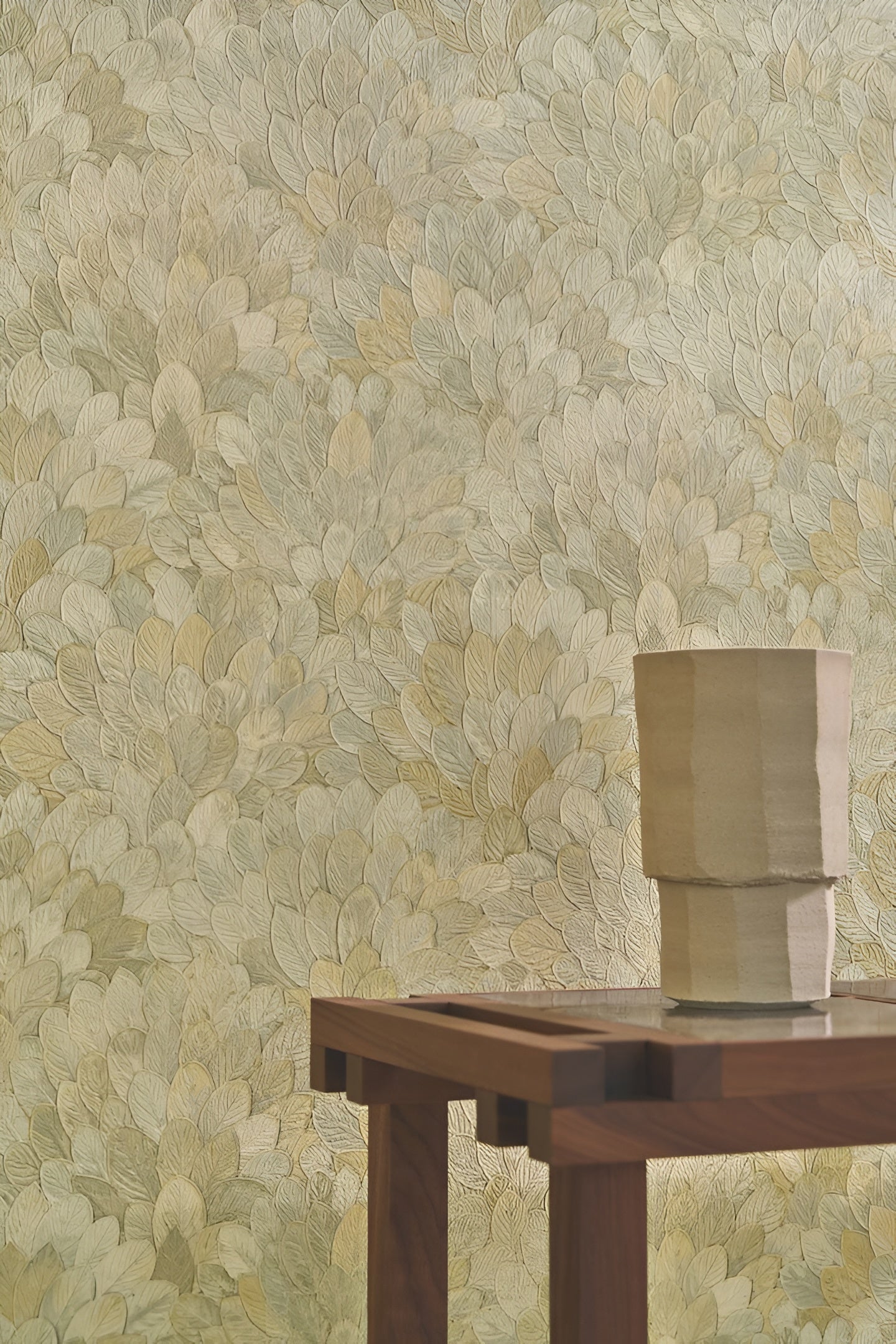 Structural vinyl wallpaper with a plant motif FEIJOA - CYPRÈS bottle green