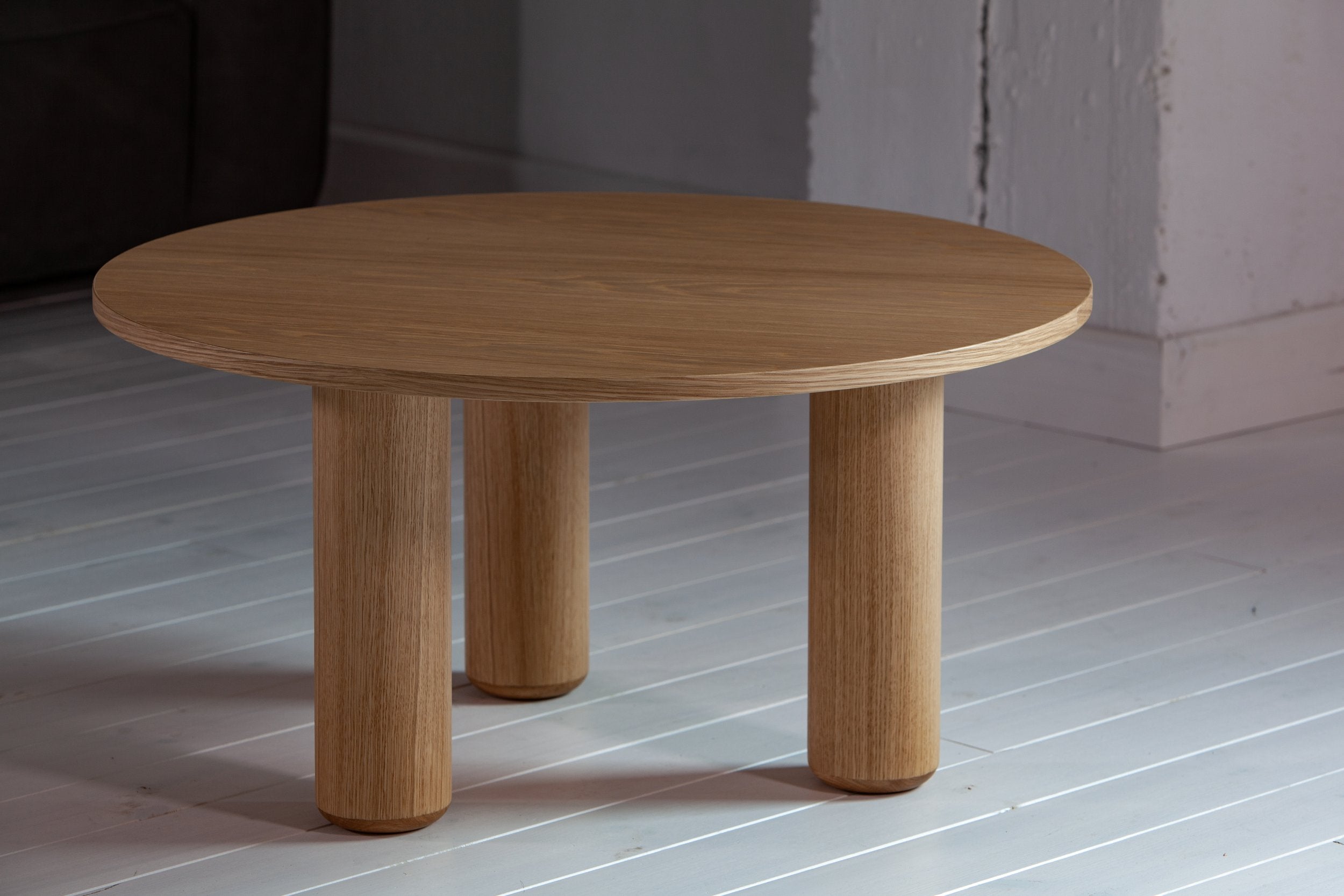 STATIV brown coffee table