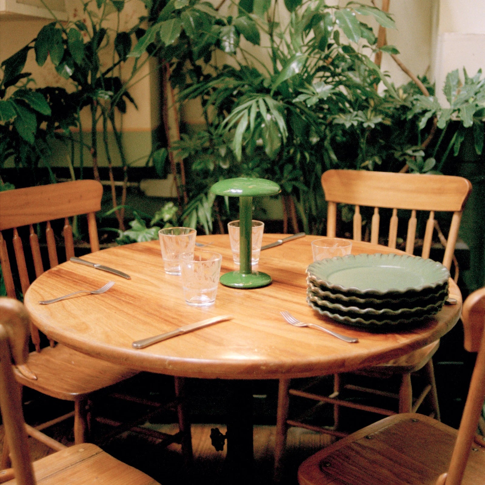 Portable Lamp GUSTAVE HOSPITALITY green