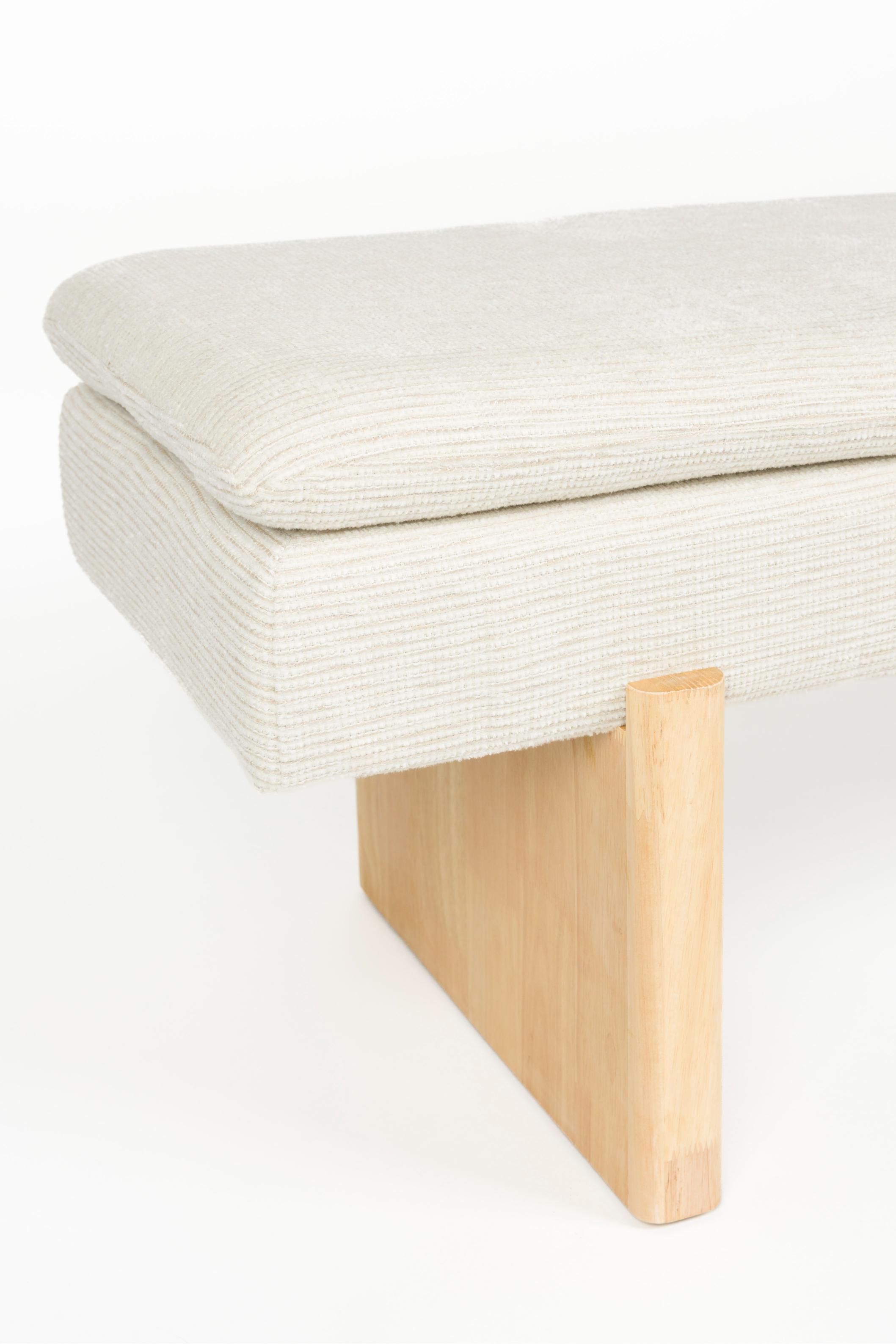 JAPPO Light Gray Bench with Wooden Base