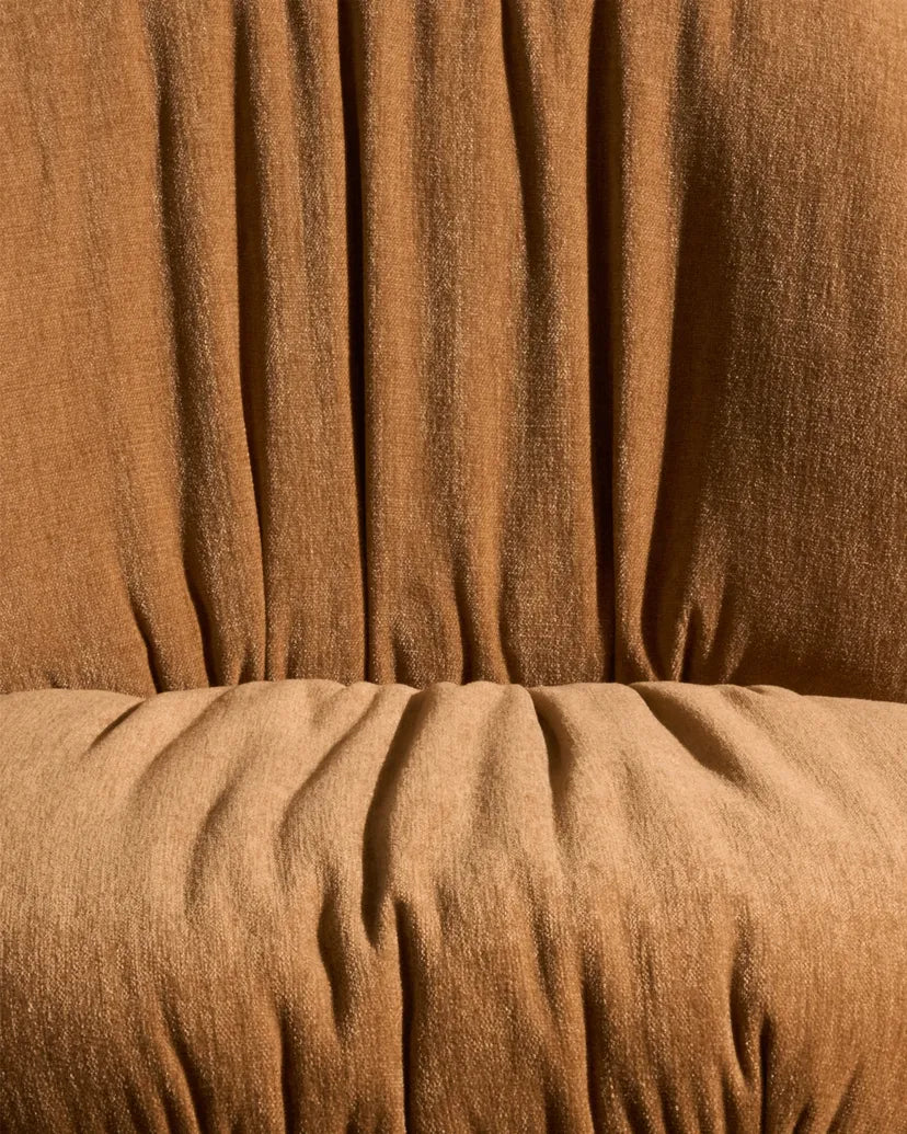 Bürostuhl BEETLE SOFT gepolstert mit Nussbaumholz und schwarzen Rollenfüßen