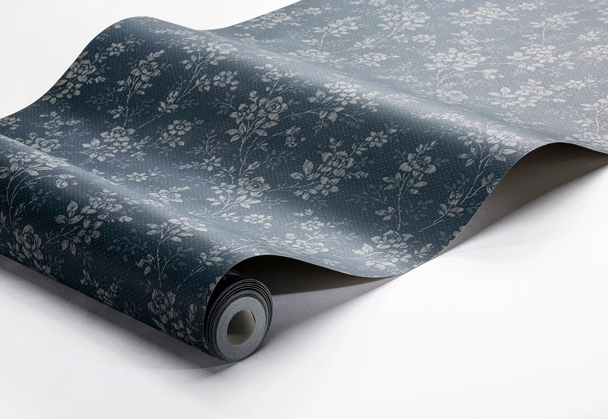 Tapeta z roślinnym wzorem kwiatów HIP ROSE niebieski