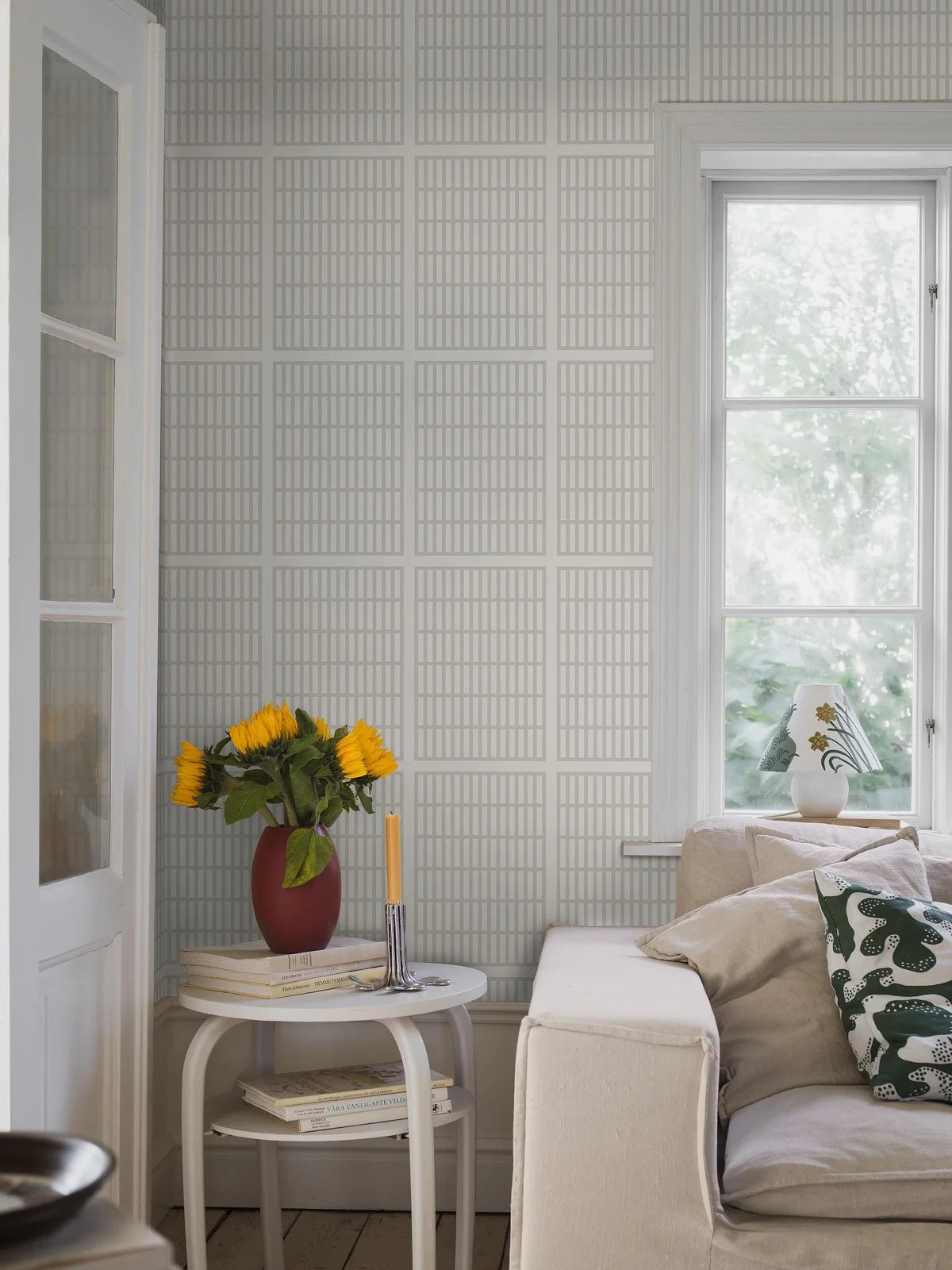 Tapete mit geometrischem Muster ALVAR AALTO 14/6 weiß mit grau