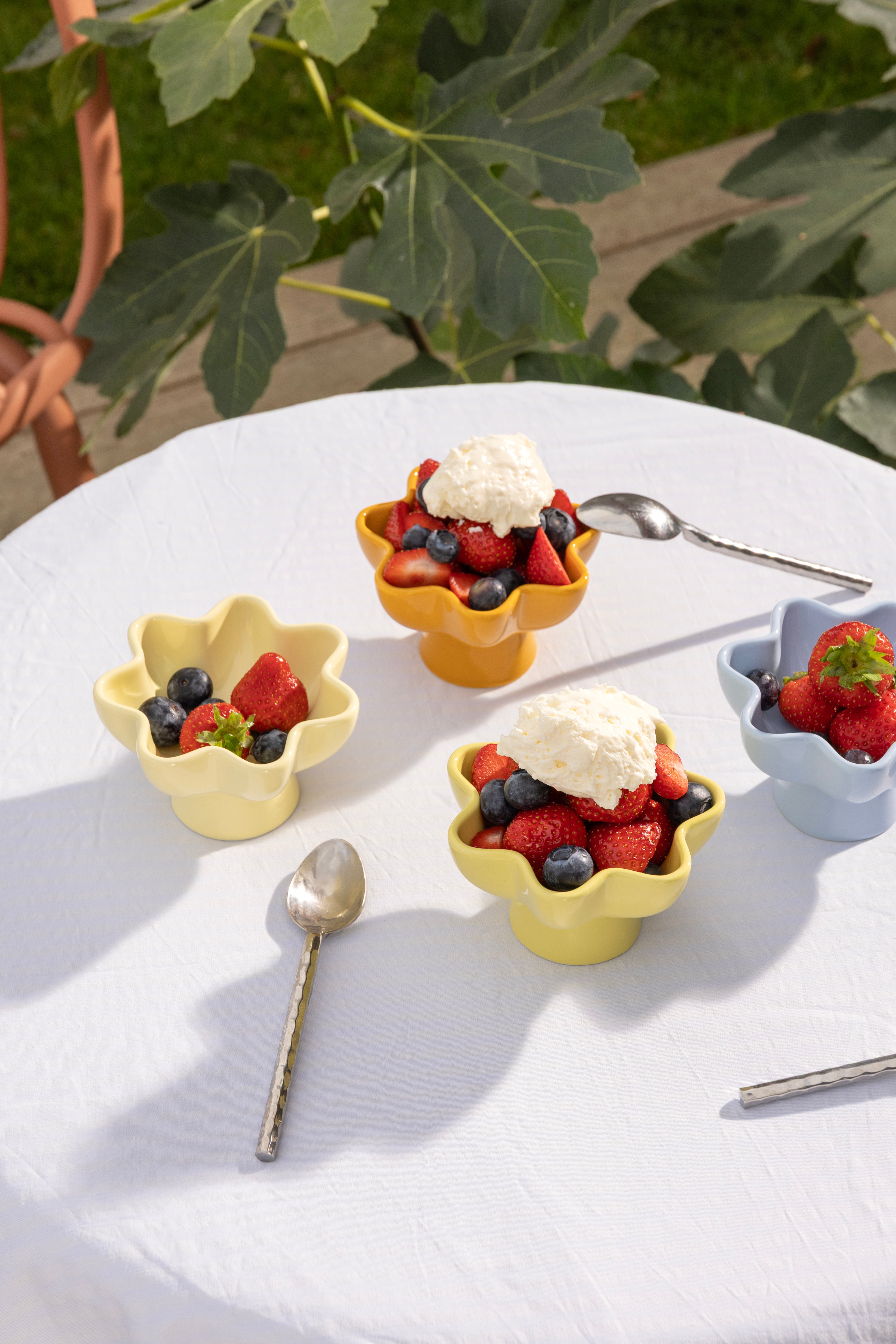 SUN set of bowls colorful porcelain