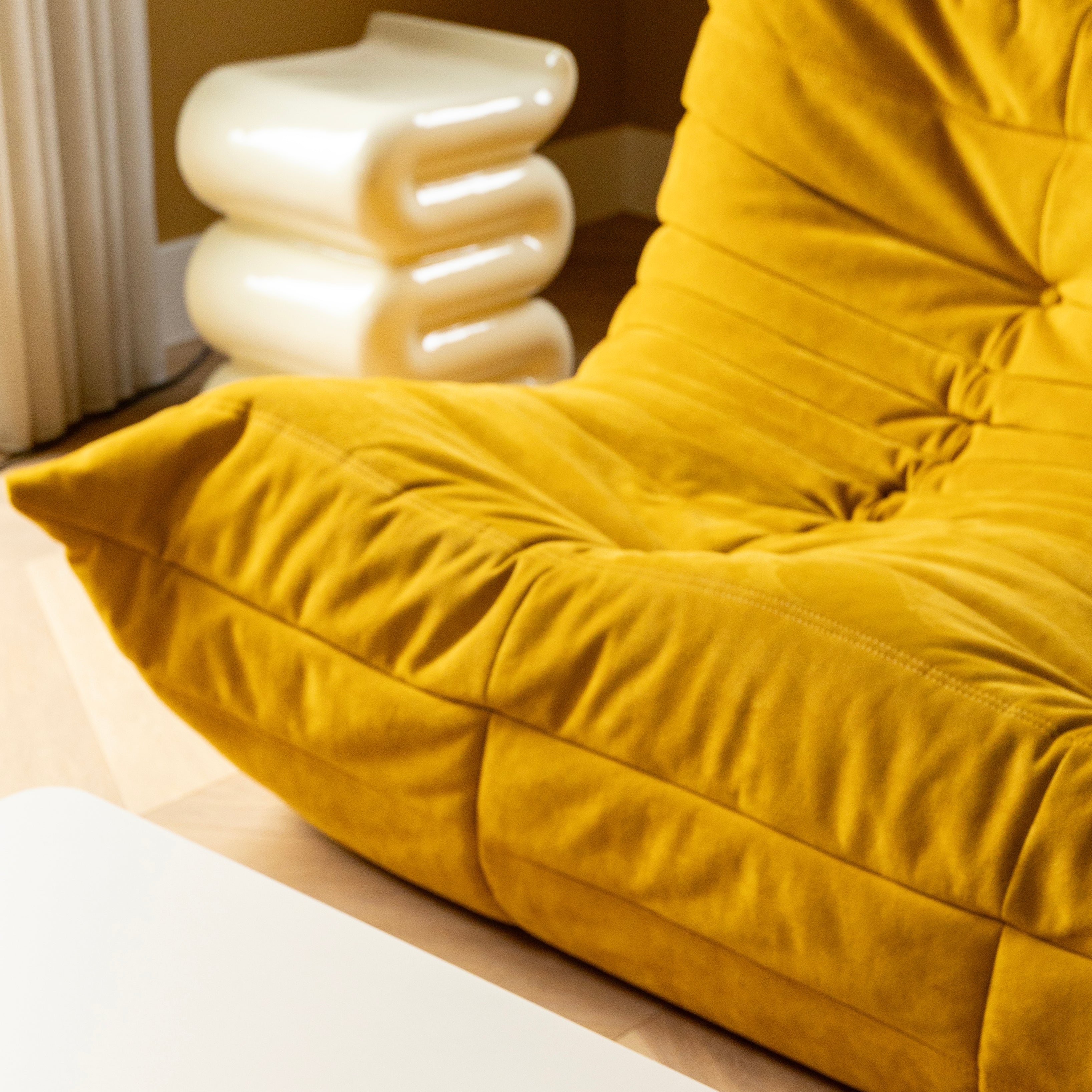 Beistelltisch WHIP cremefarben