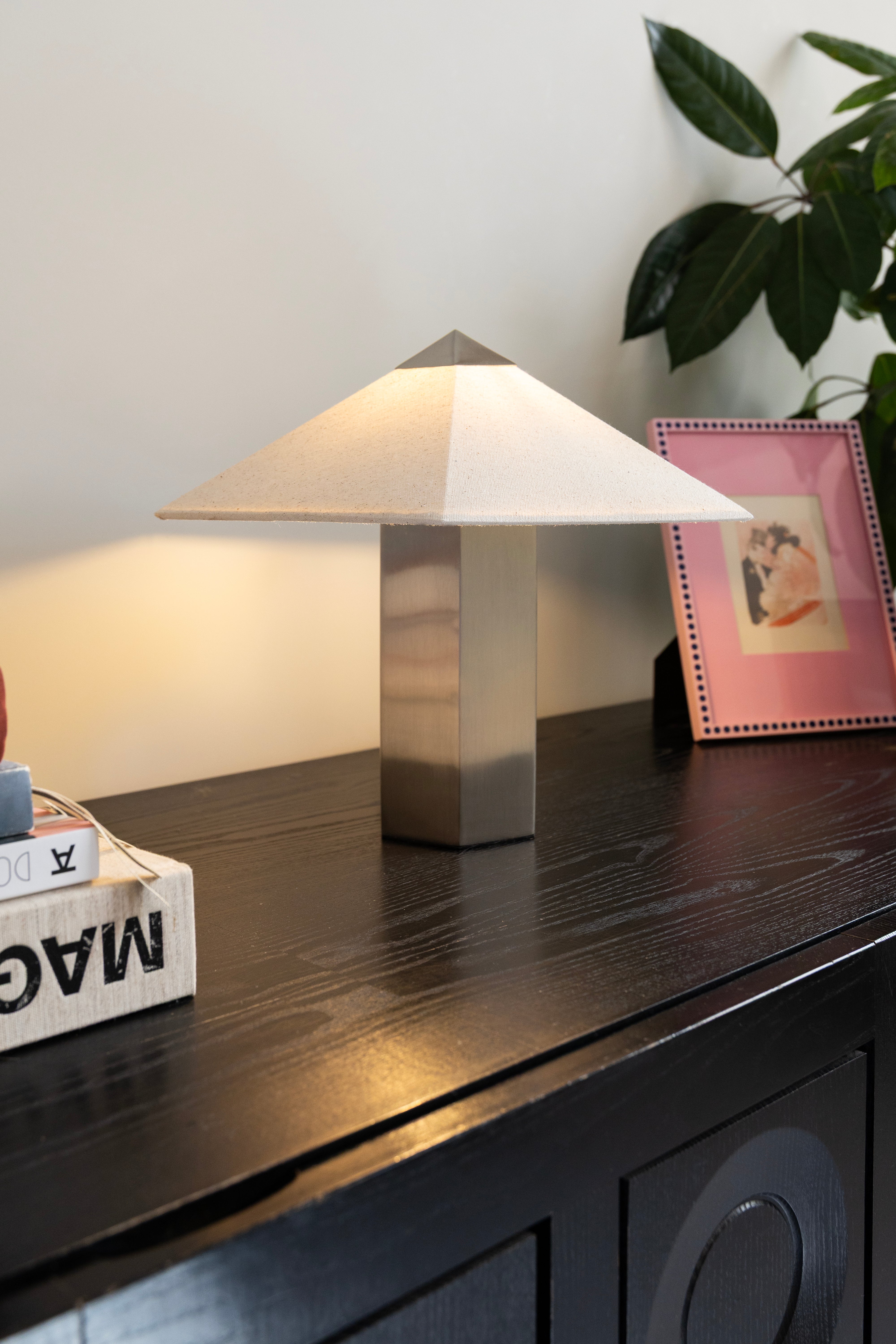 Lampa stołowa PHIRA srebrny z lnianym abażurem