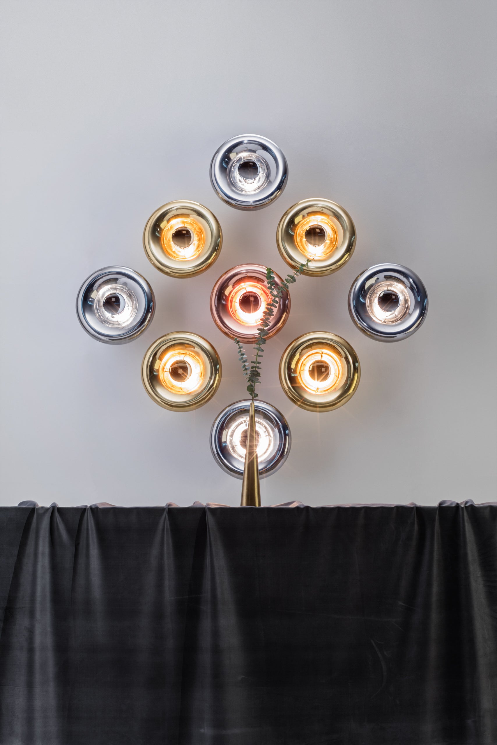 VOID Brass Wall Lamp