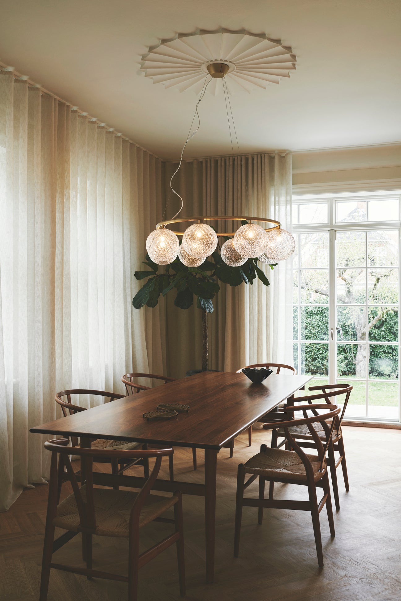 MIIRA 8 CIRCULAR Pendant Lamp in Brass with Transparent Glass