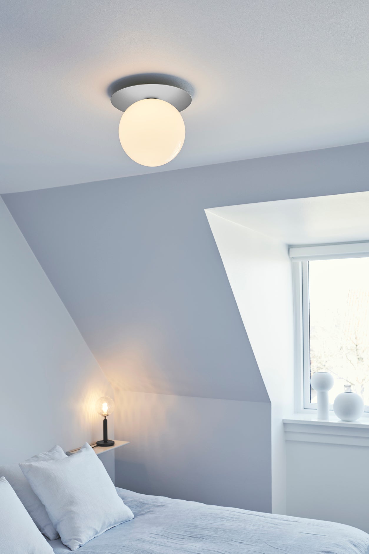 Tischlampe MIIRA grafit mit transparentem Glas