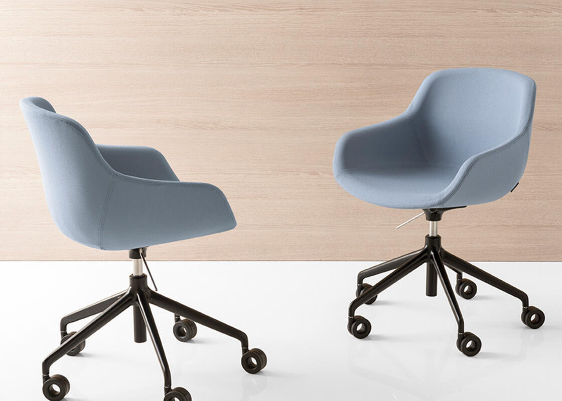 Krzesło biurowe IGLOO tapicerowane z czarną podstawą