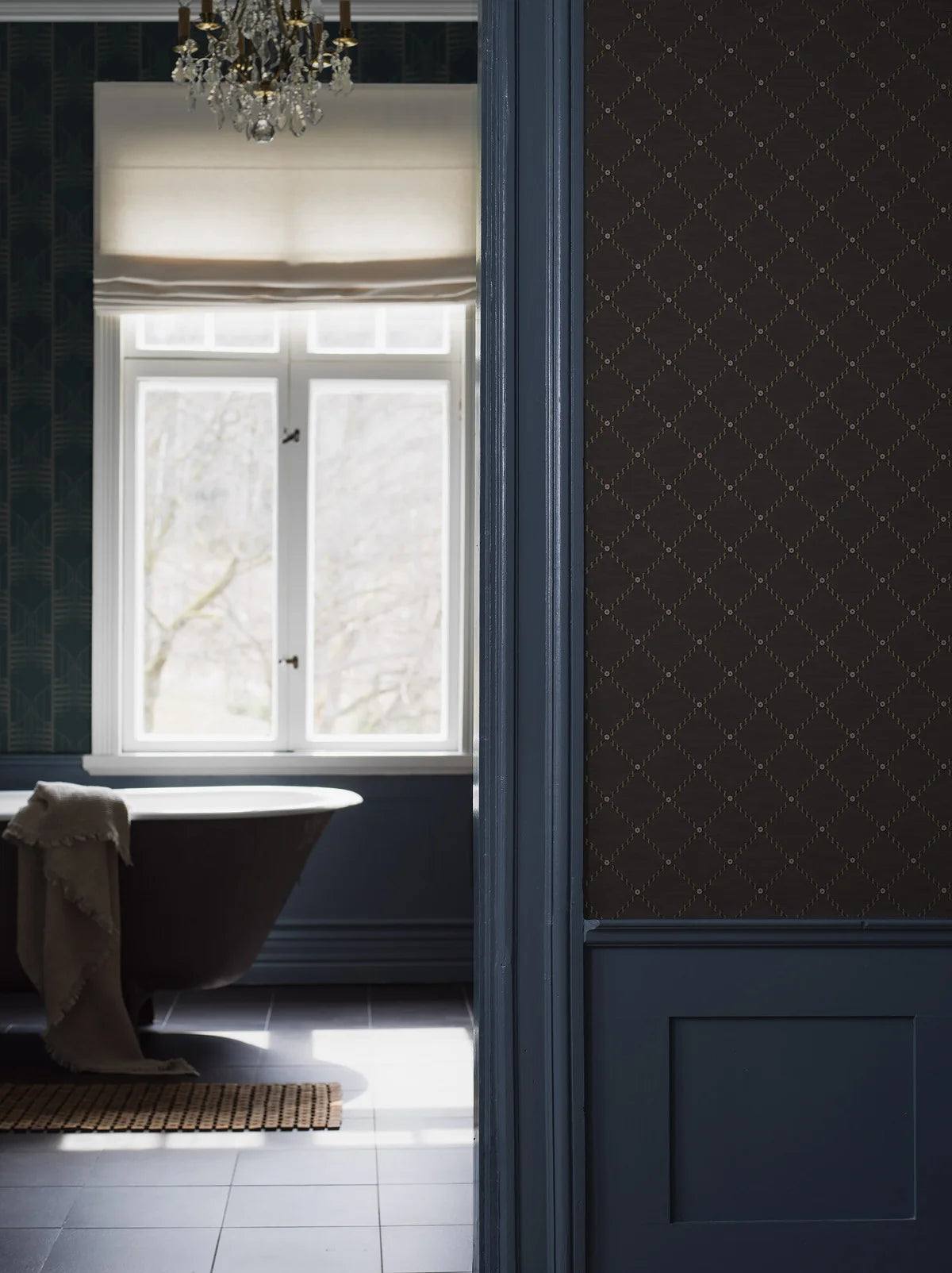 Golden Trellis Geometric Wallpaper in Brown and Gold