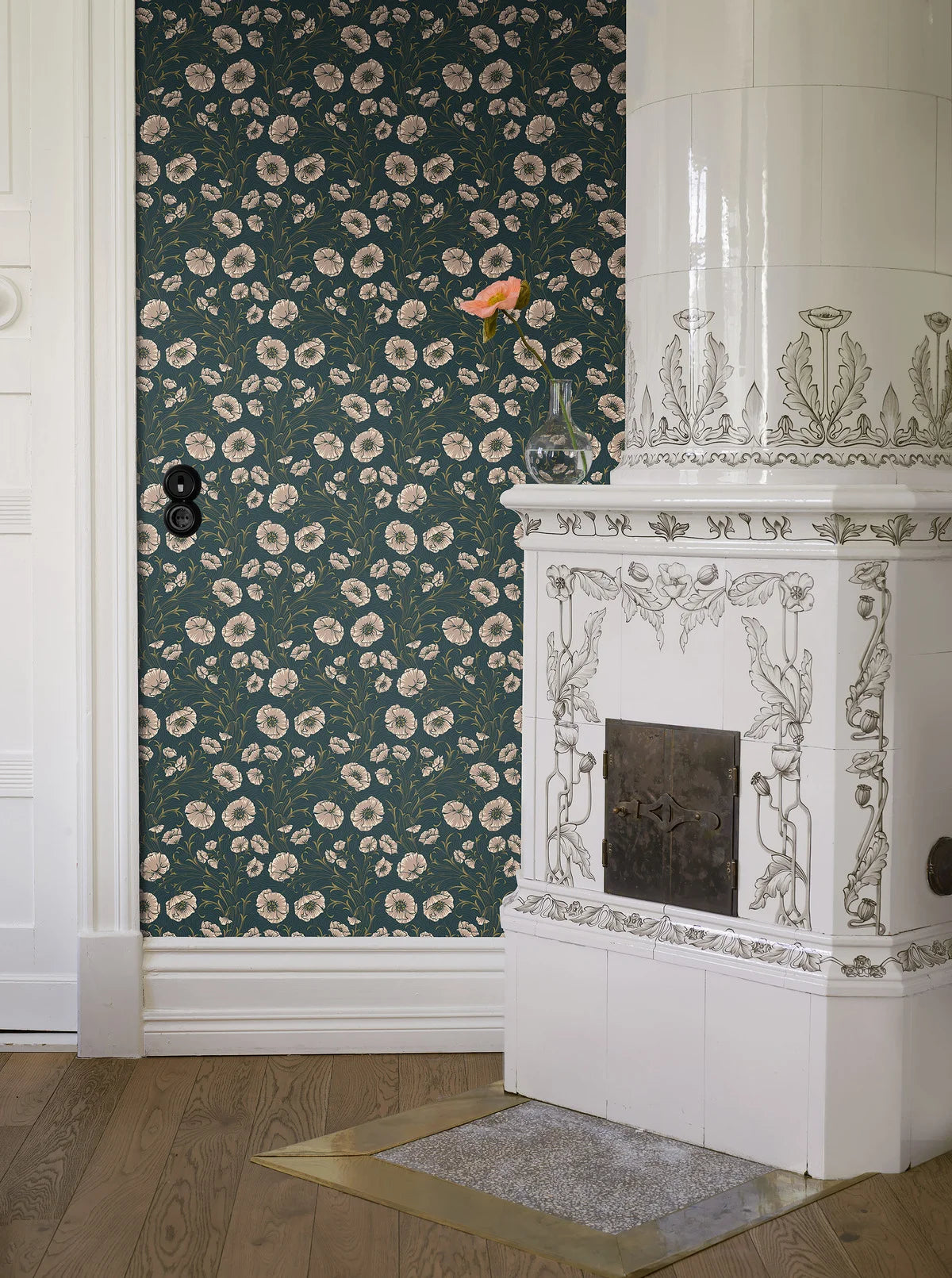 Dark Green Floral Poppy Flow Wallpaper with Beige