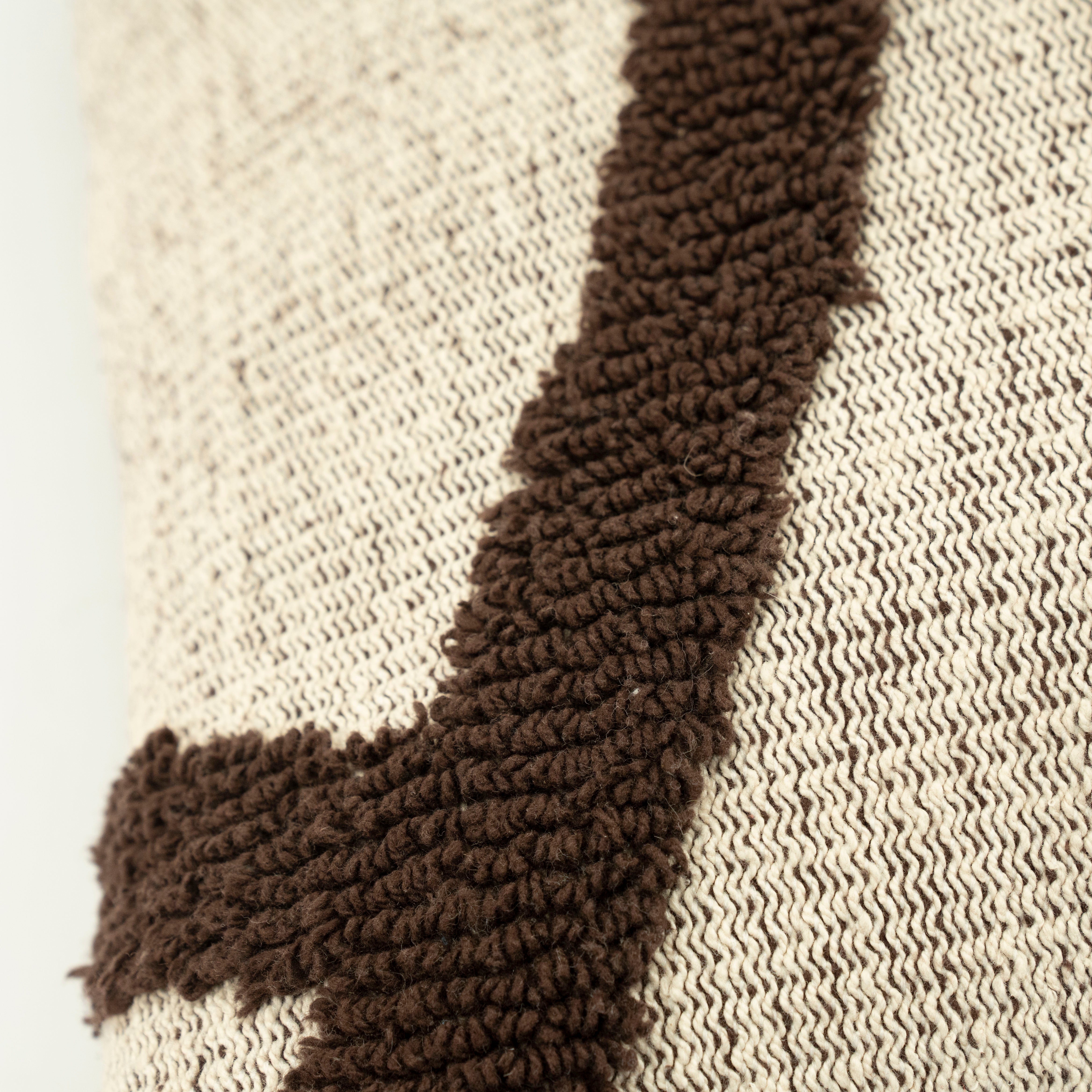 Poduszka MAJANI brązowy z beżowym