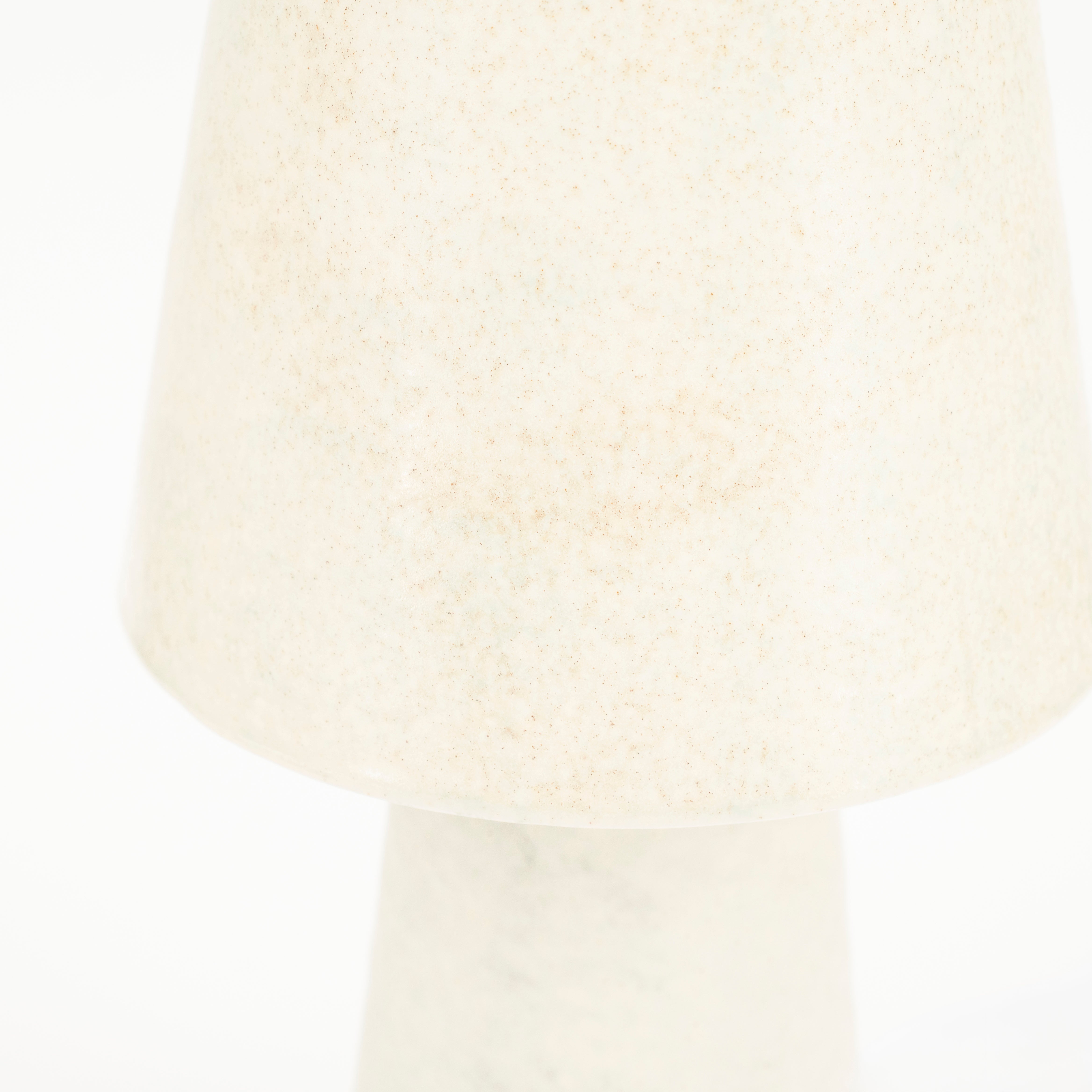 Lampa stołowa CLAYTON kremowy