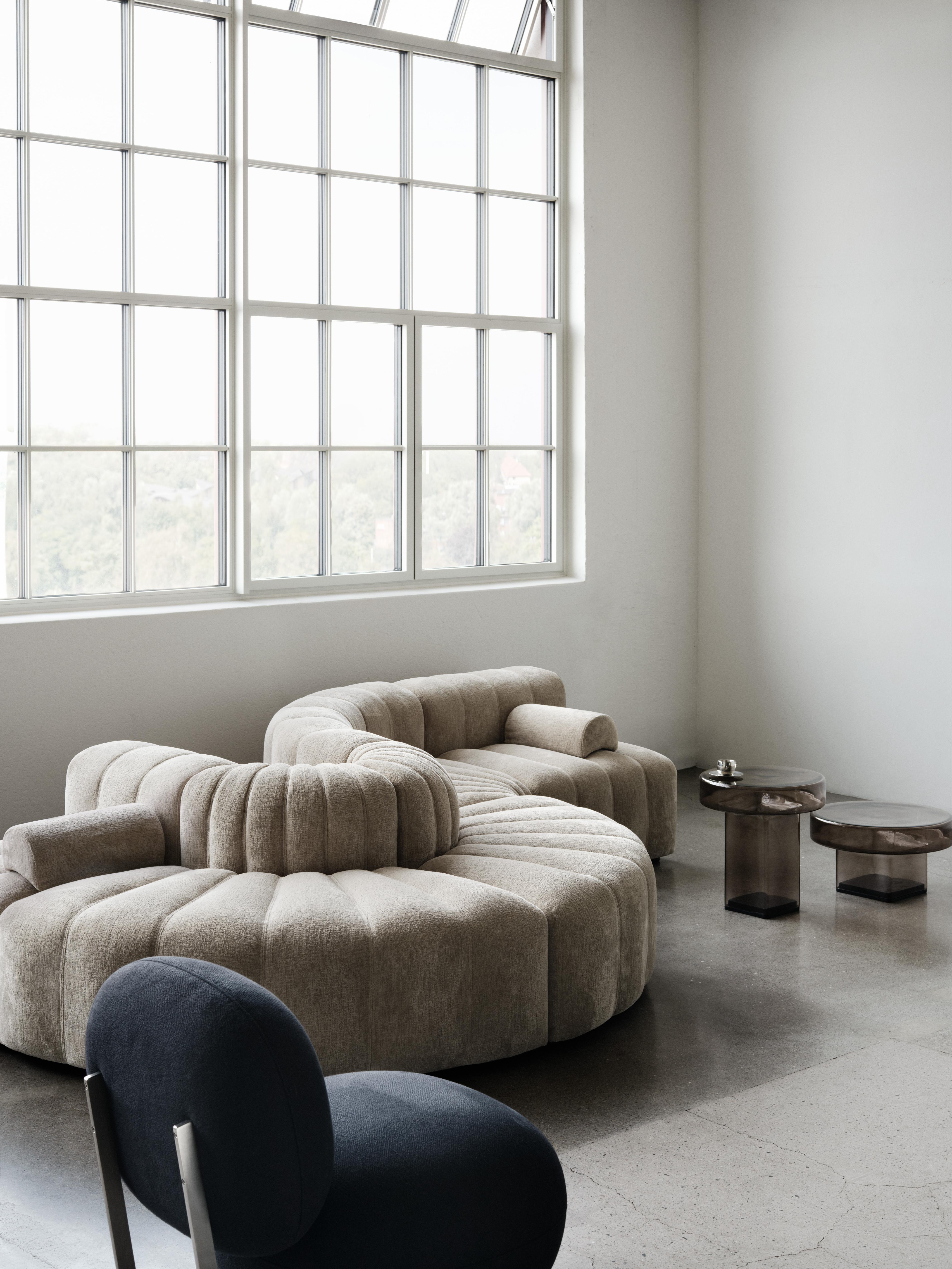 Stolik boczny NAKED dymione szkło