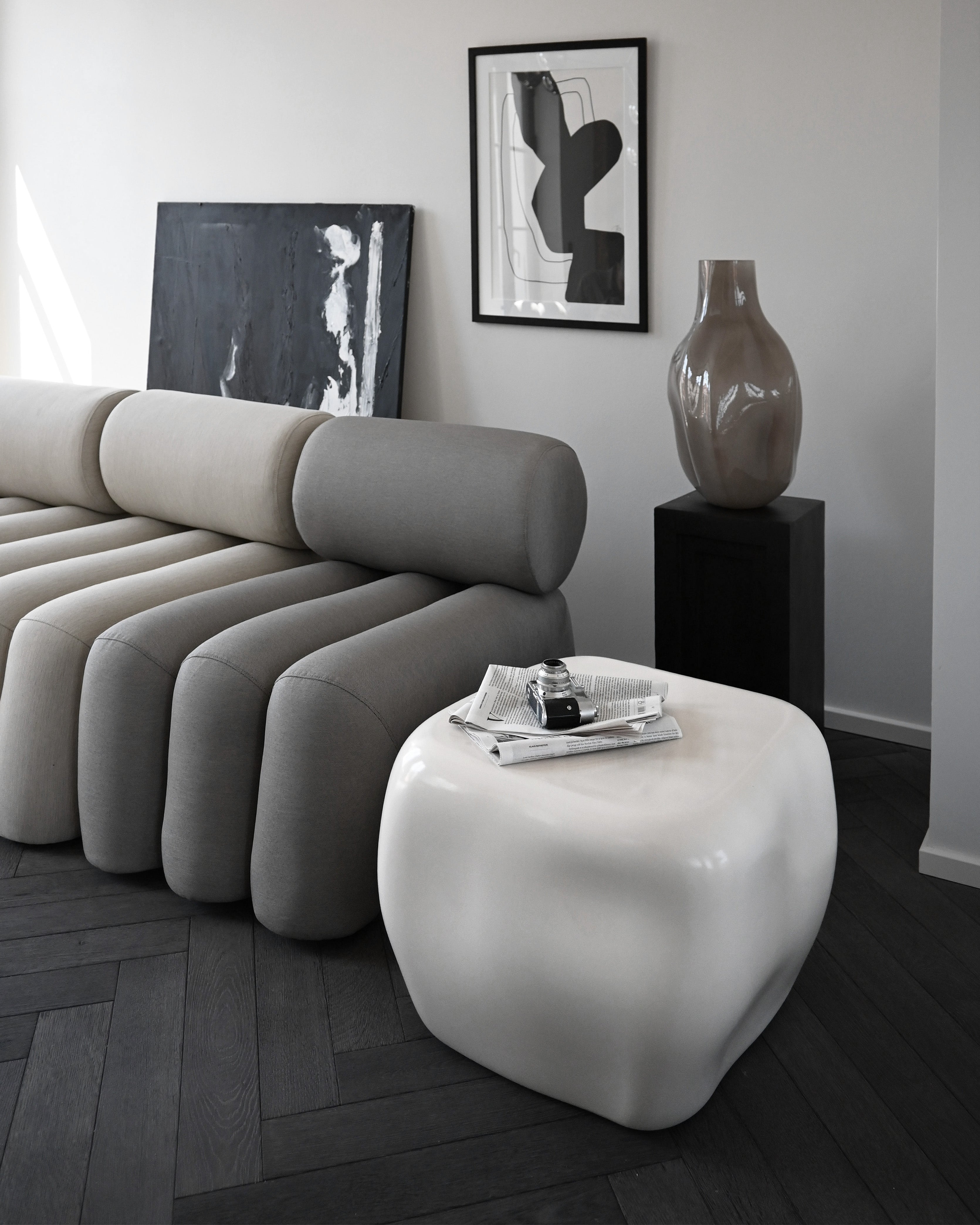 Stolik kawowy ISHI biała ceramika