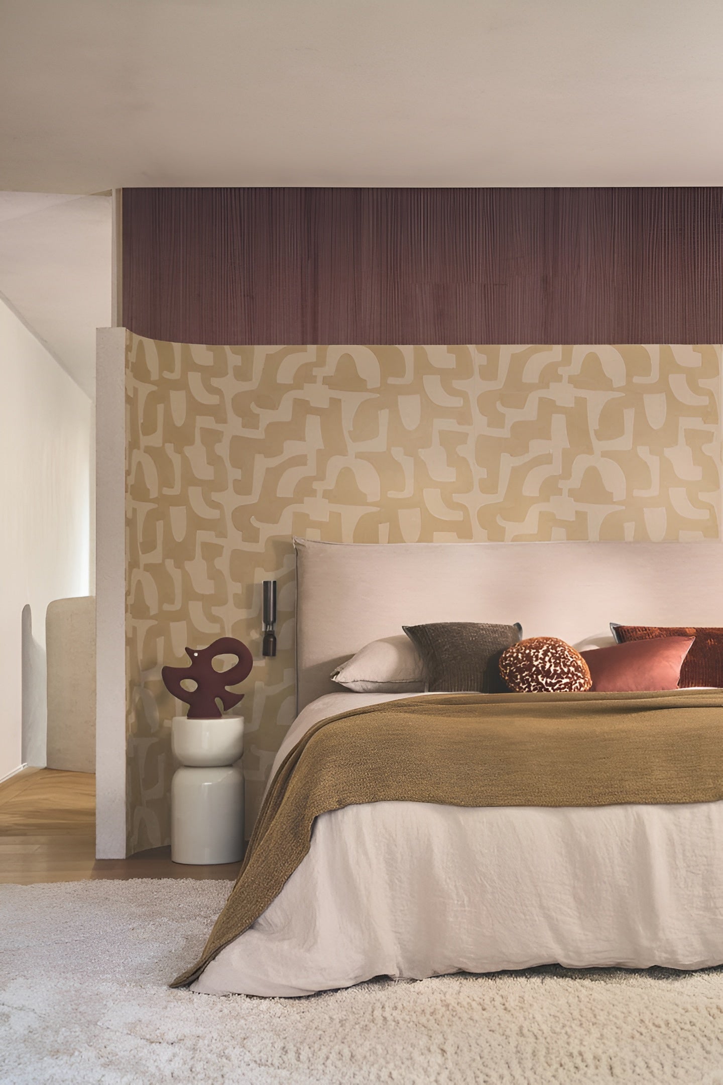 Geometrisch gemusterte Vliestapete SONATE - BEIGE MARRON GLACÉ in Beige mit Braun