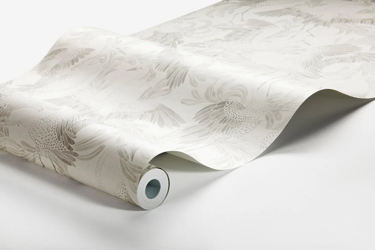 Tapeta z zwierzęcym motywem ptaków DANCING CRANE biały z szarym