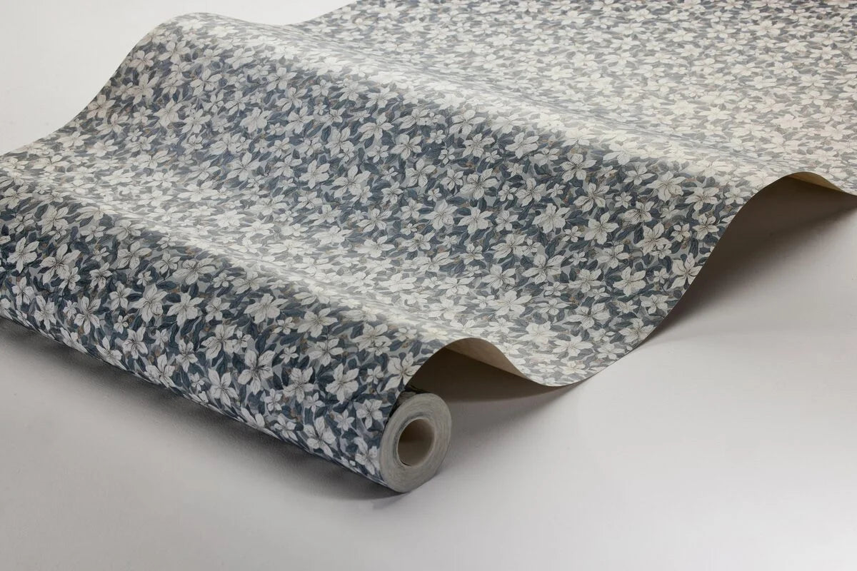 Tapeta z motywem roślinnym kwiatów SKOGSBLOMST granatowy z białym