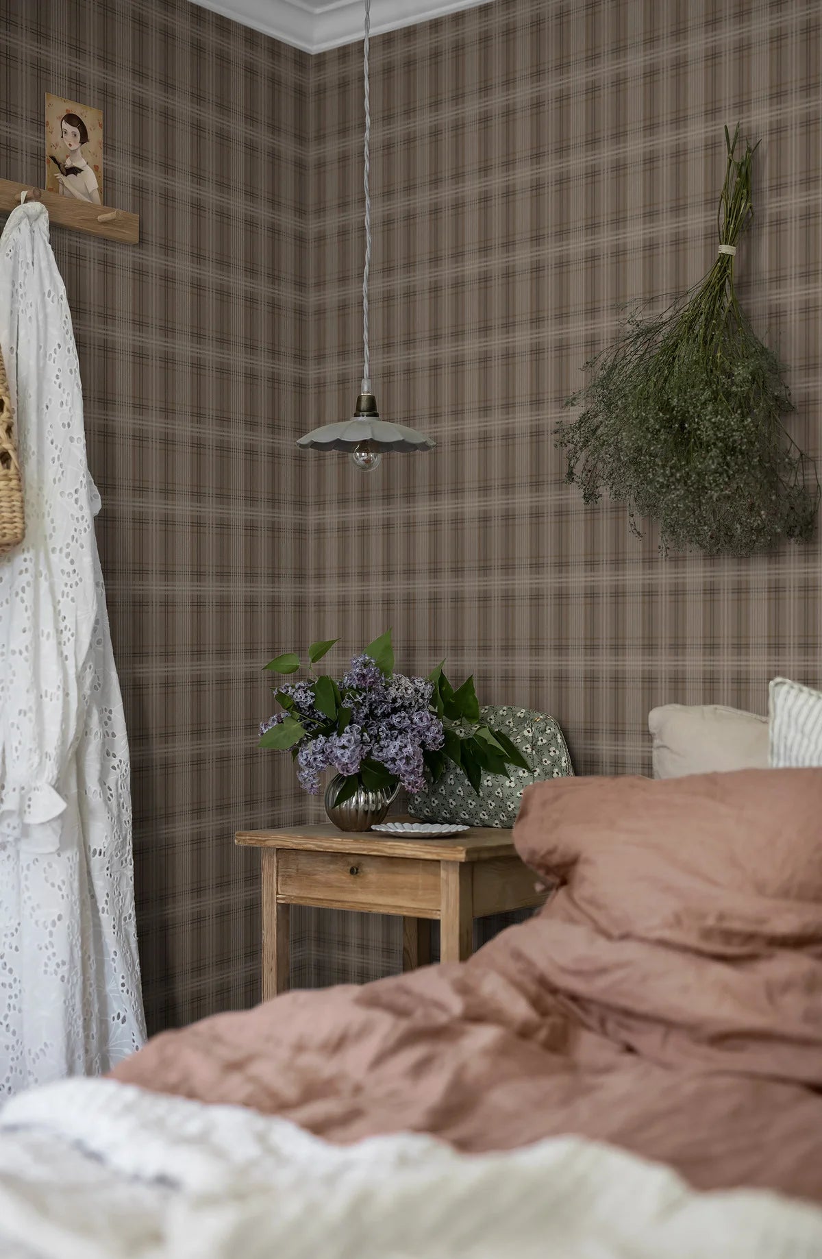 Brown TAILOR’S TWEED Wallpaper with Geometric Scottish Check Pattern in Beige