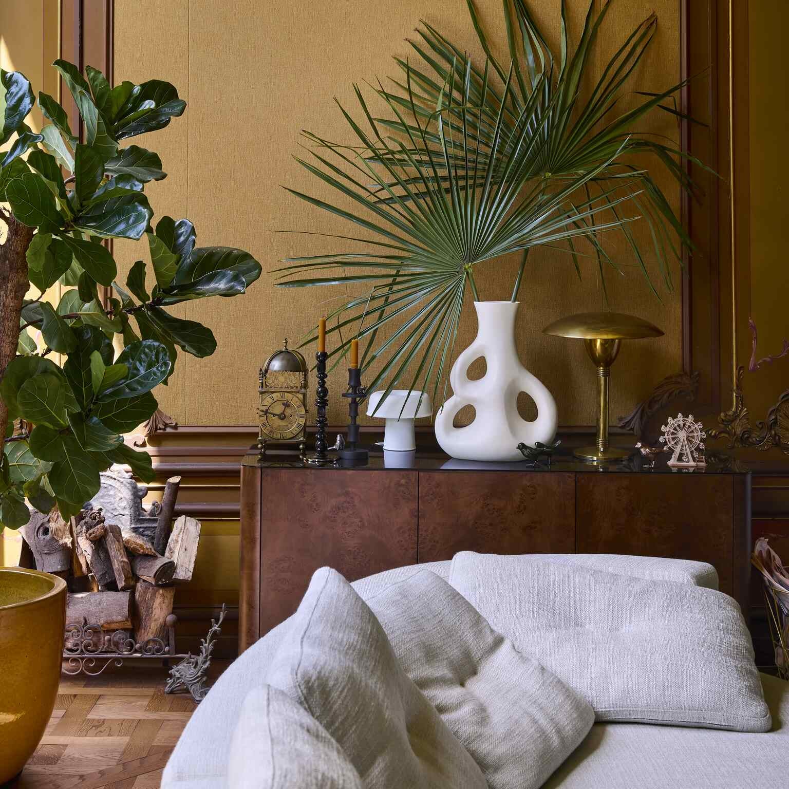 Einzelner Kerzenhalter BEADS weiß mit goldenen Elementen