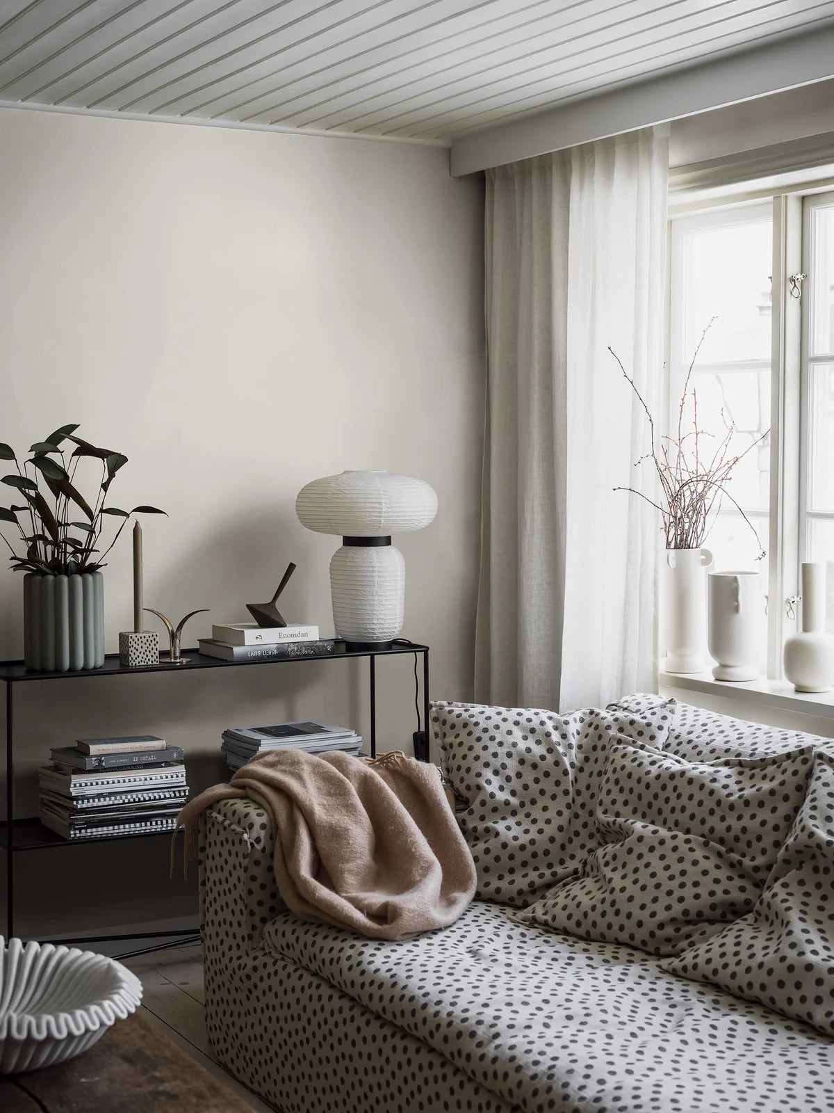 Strukturierte Tapete, die Leinen imitiert - CALM WHITE weiß