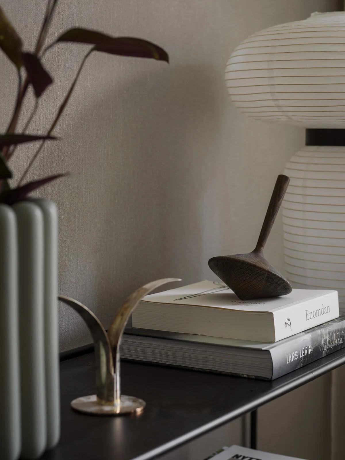 Tapeta strukturalna imitująca len LINEN - MUSCOT LINEN jasny brązowy