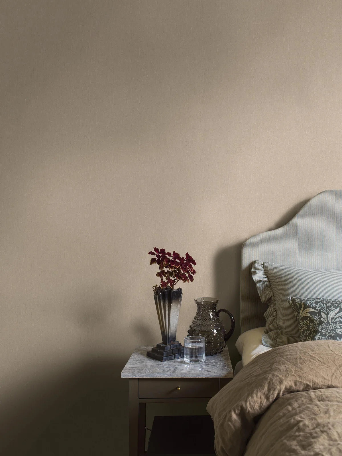Tapeta strukturalna imitująca len LINEN - GOLDEN LINEN złoty beżowy