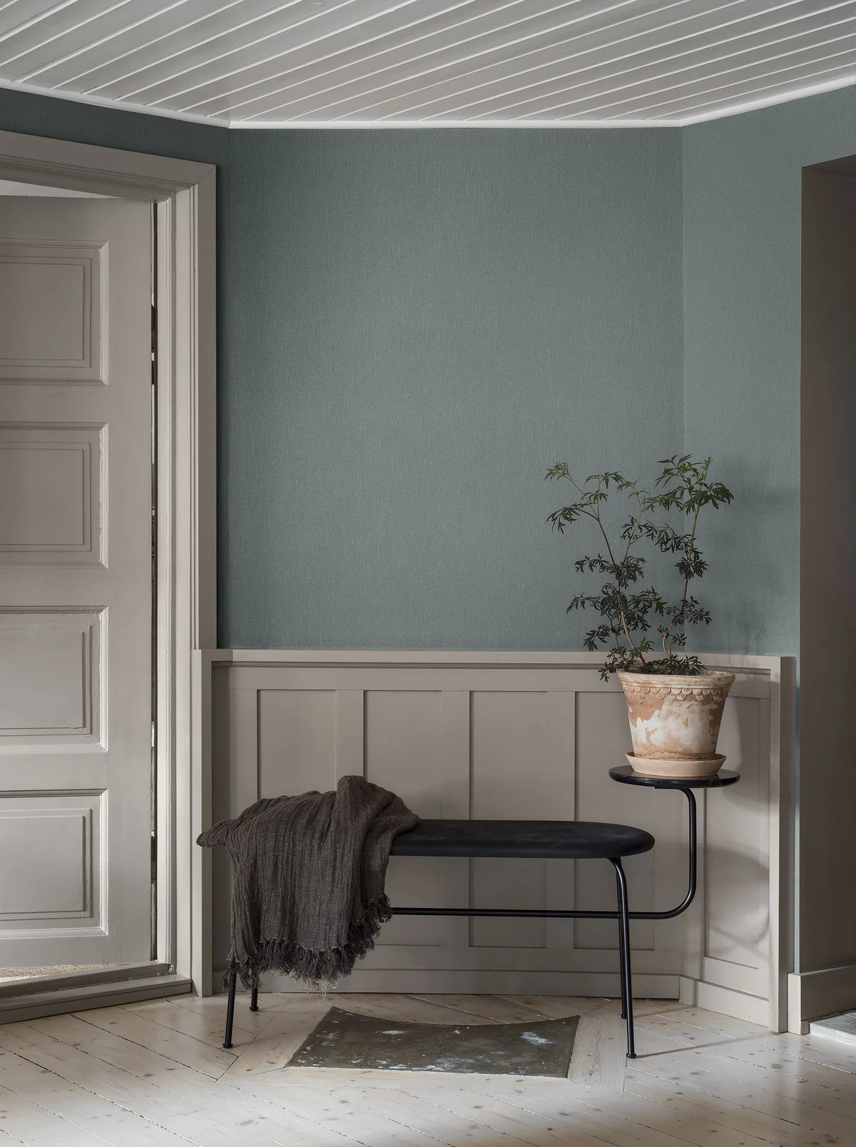 Tapeta strukturalna imitująca len LINEN - DUSTY DENIM zgaszony niebieski