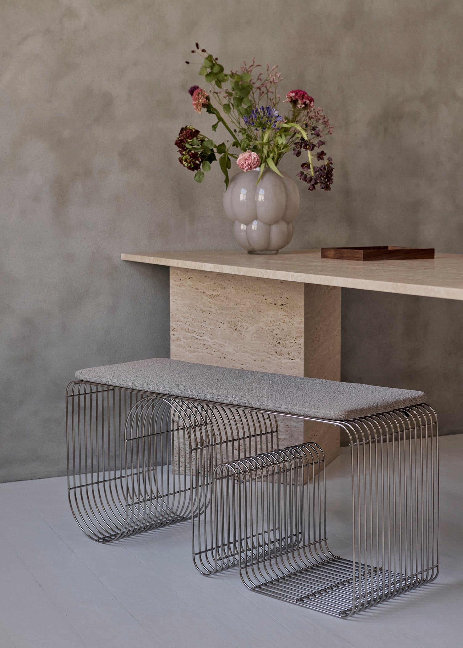 CURVA Silver Bench