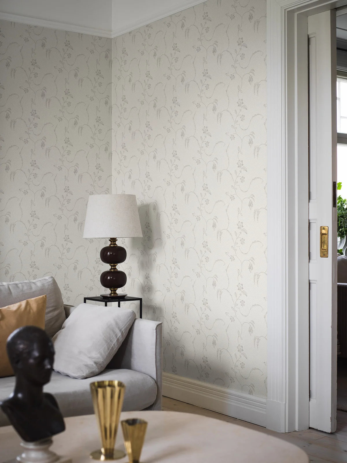 ELSIE Plant Motif Wallpaper in Broken White