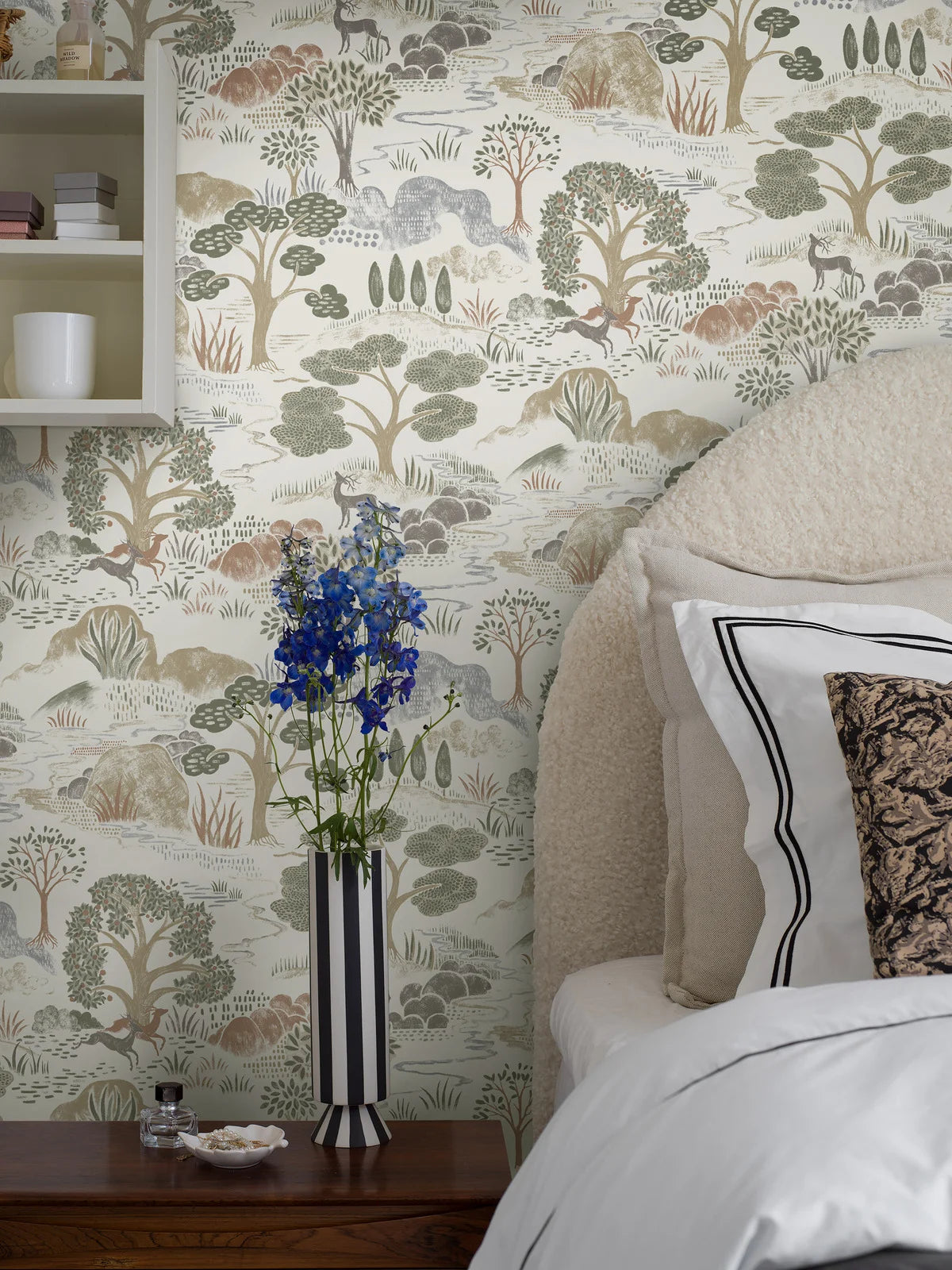 Tapeta z motywem krajobrazu roślinnego DIANA biały z zielonym