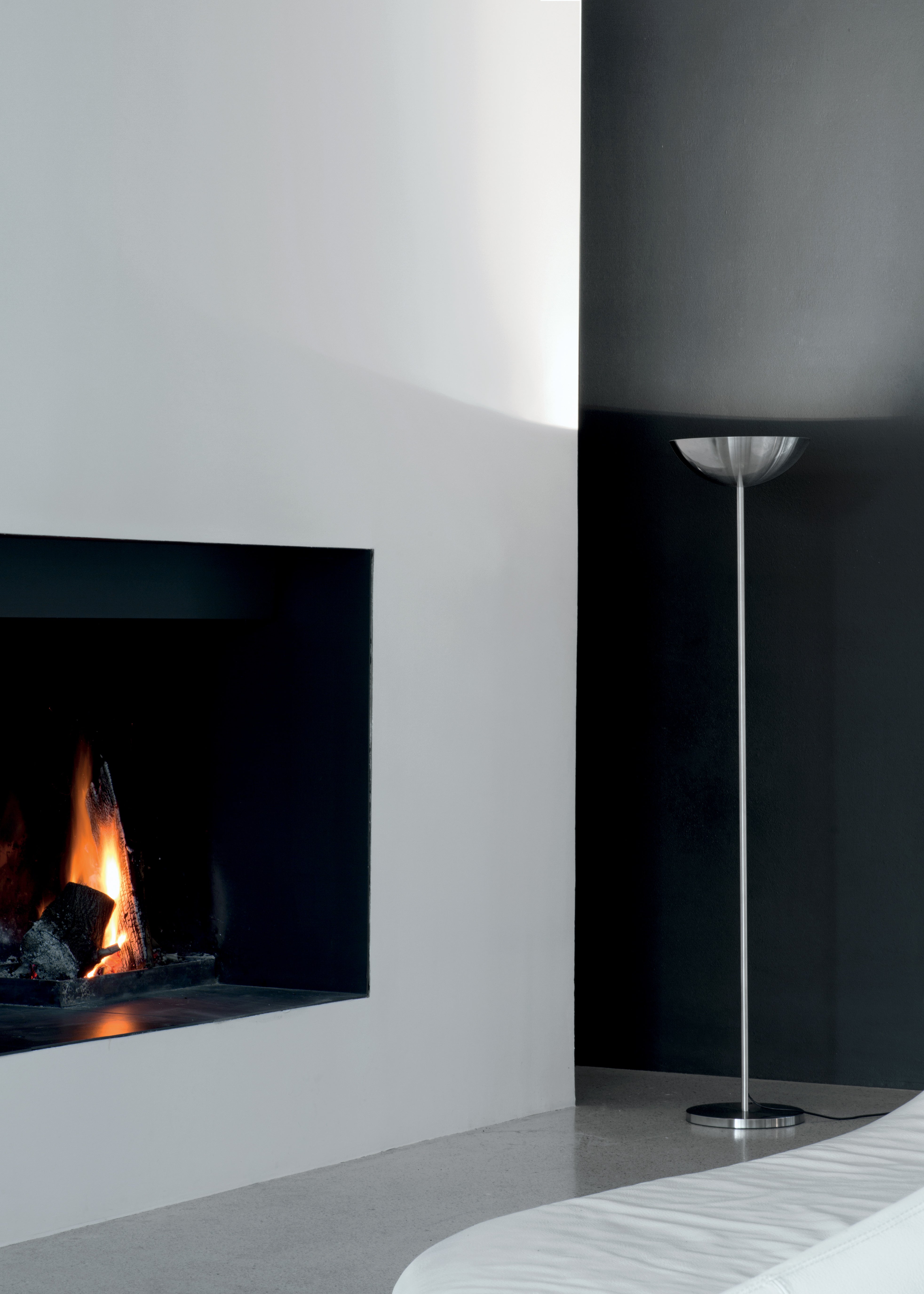 Stehlampe VDL aus grauem Edelstahl