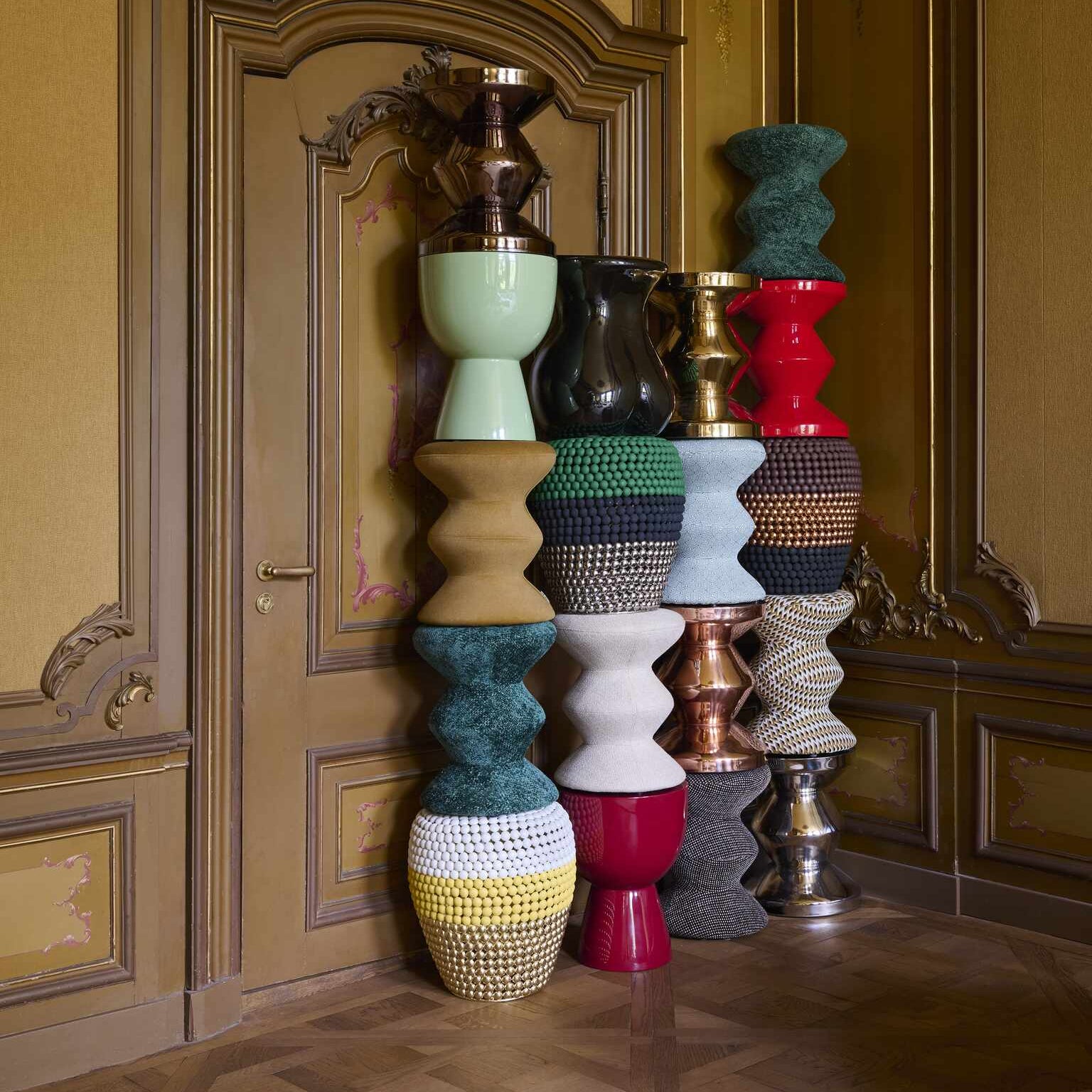 Stołek SOFT ZIG ZAG ciemnobrązowy