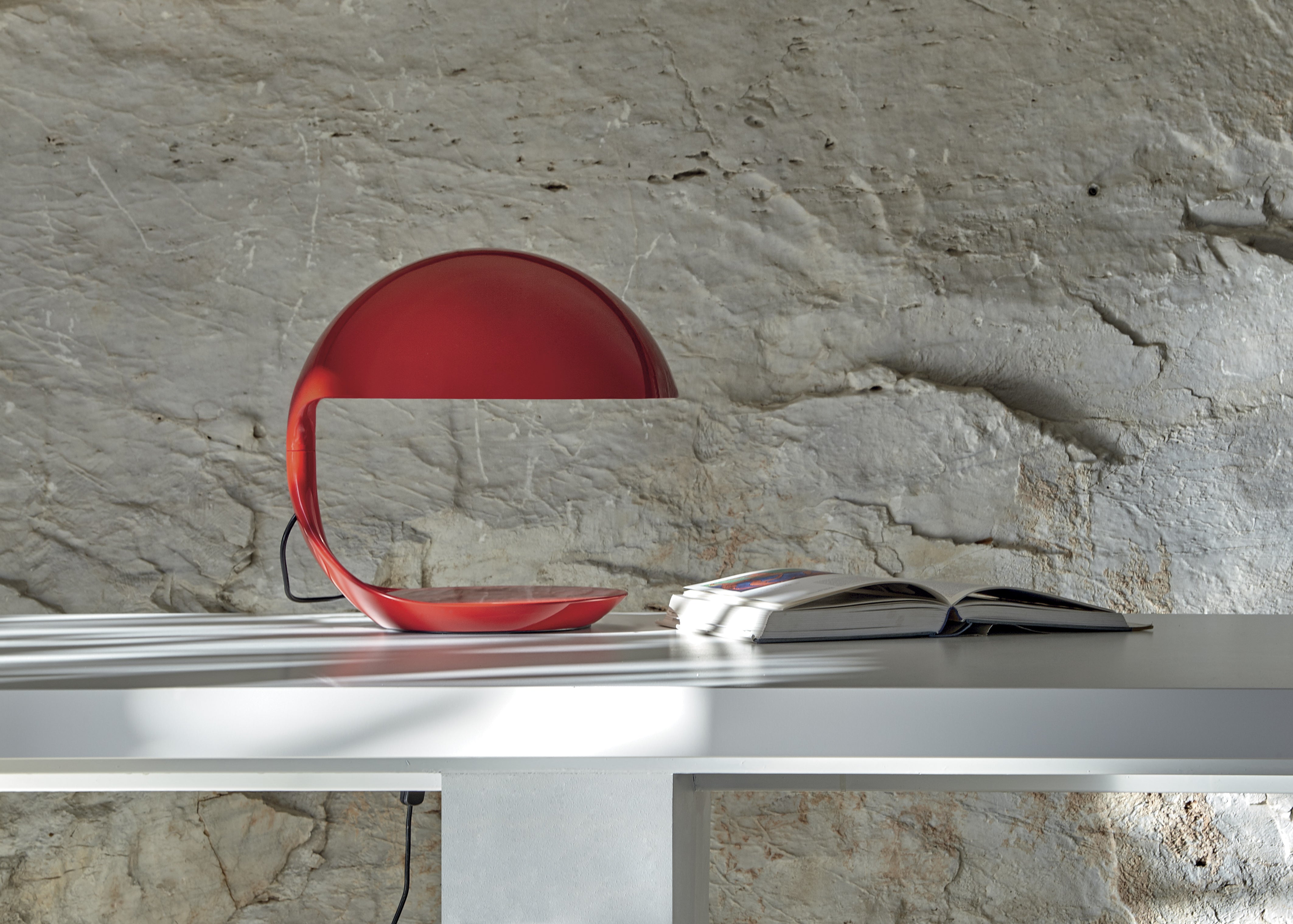 Tischlampe COBRA in glänzendem Rot