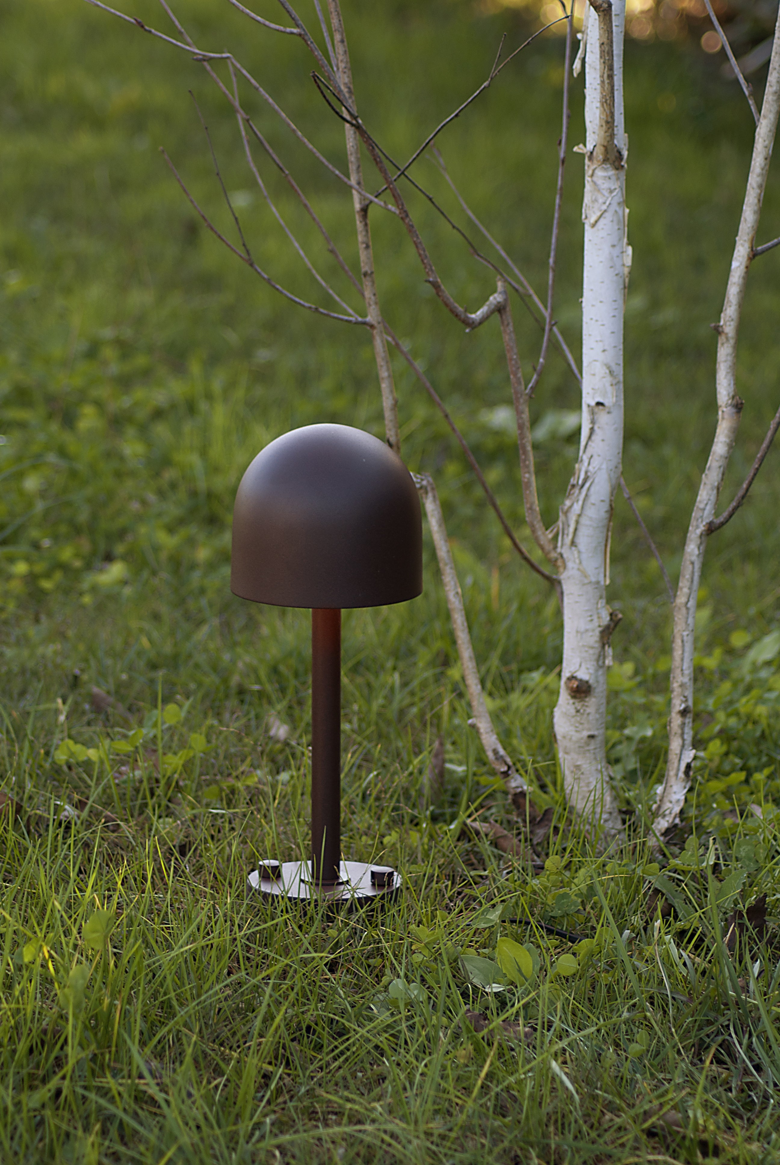 Lampa podłogowa zewnętrzna BOLETO brązowy