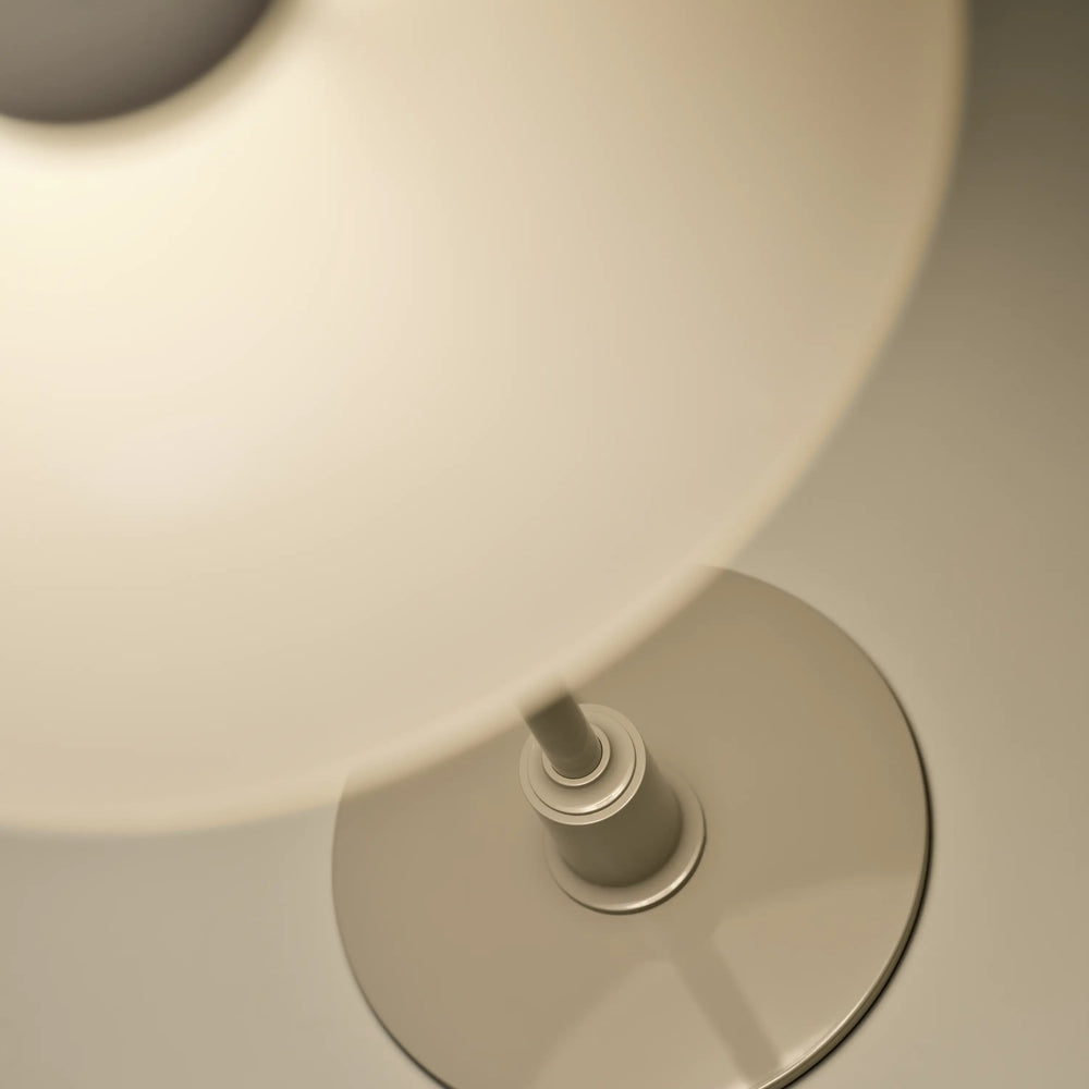 Lampa stołowa PH 2/1 biały z beżową podstawą