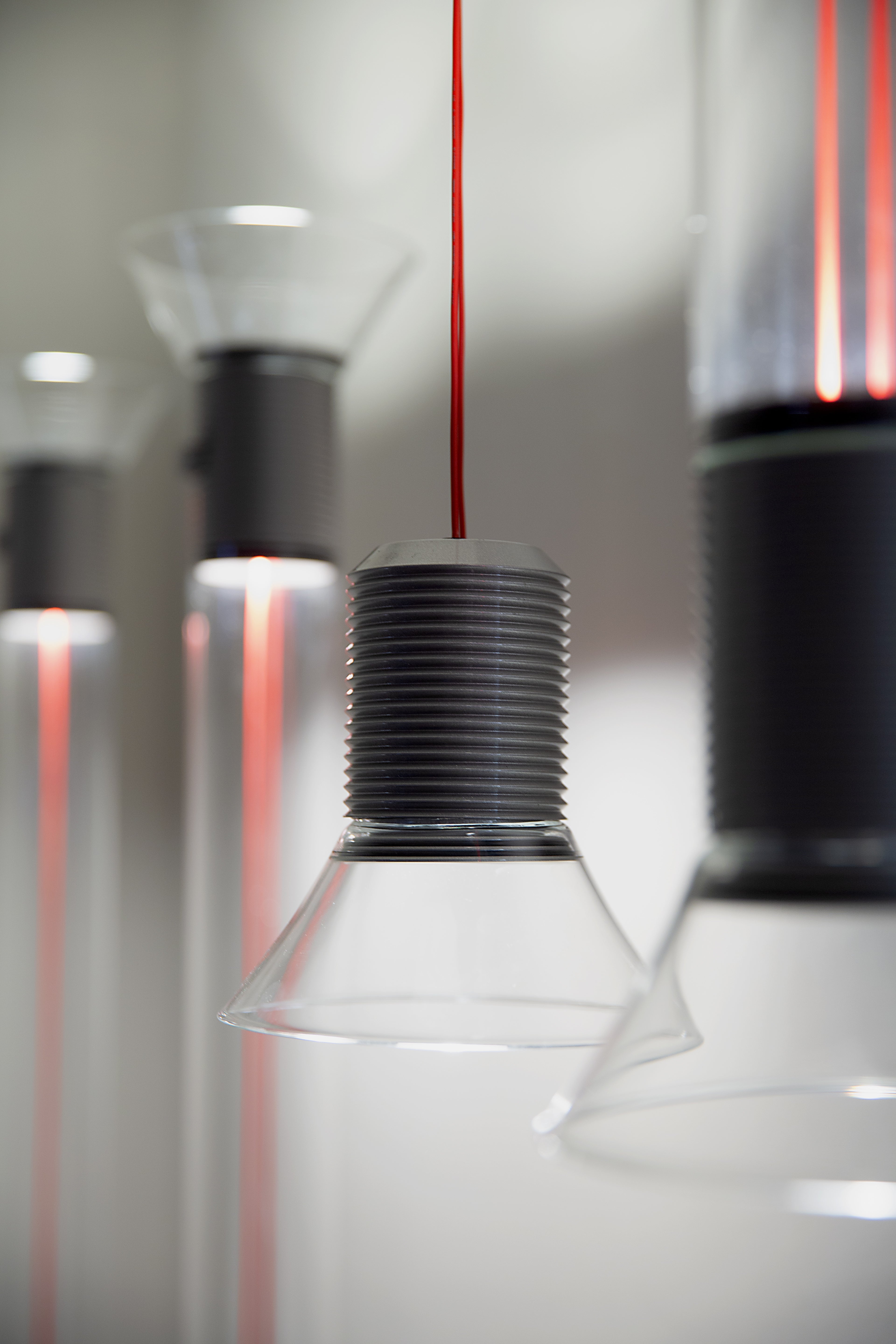 Lampa wisząca DIA transparentny z matowymi szarymi elementami