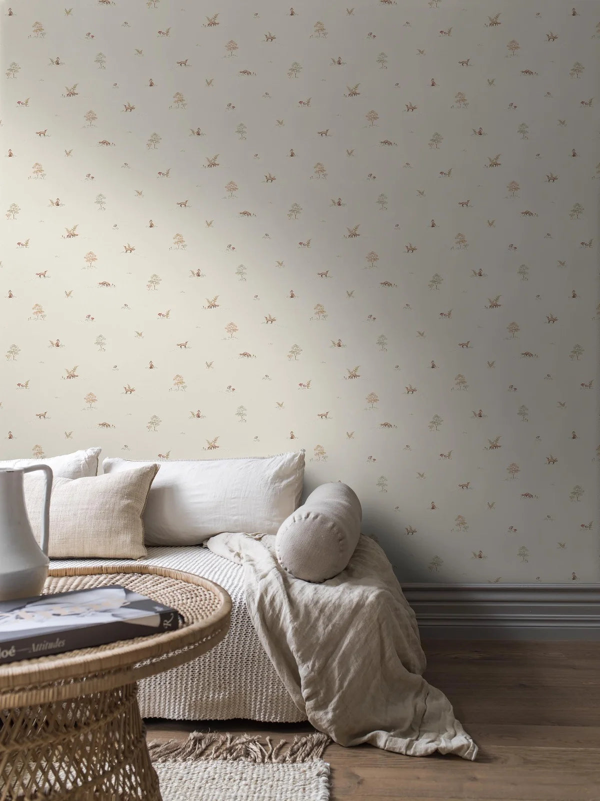 Light Beige Wallpaper with Plant and Animal Motif LITTLE FOX