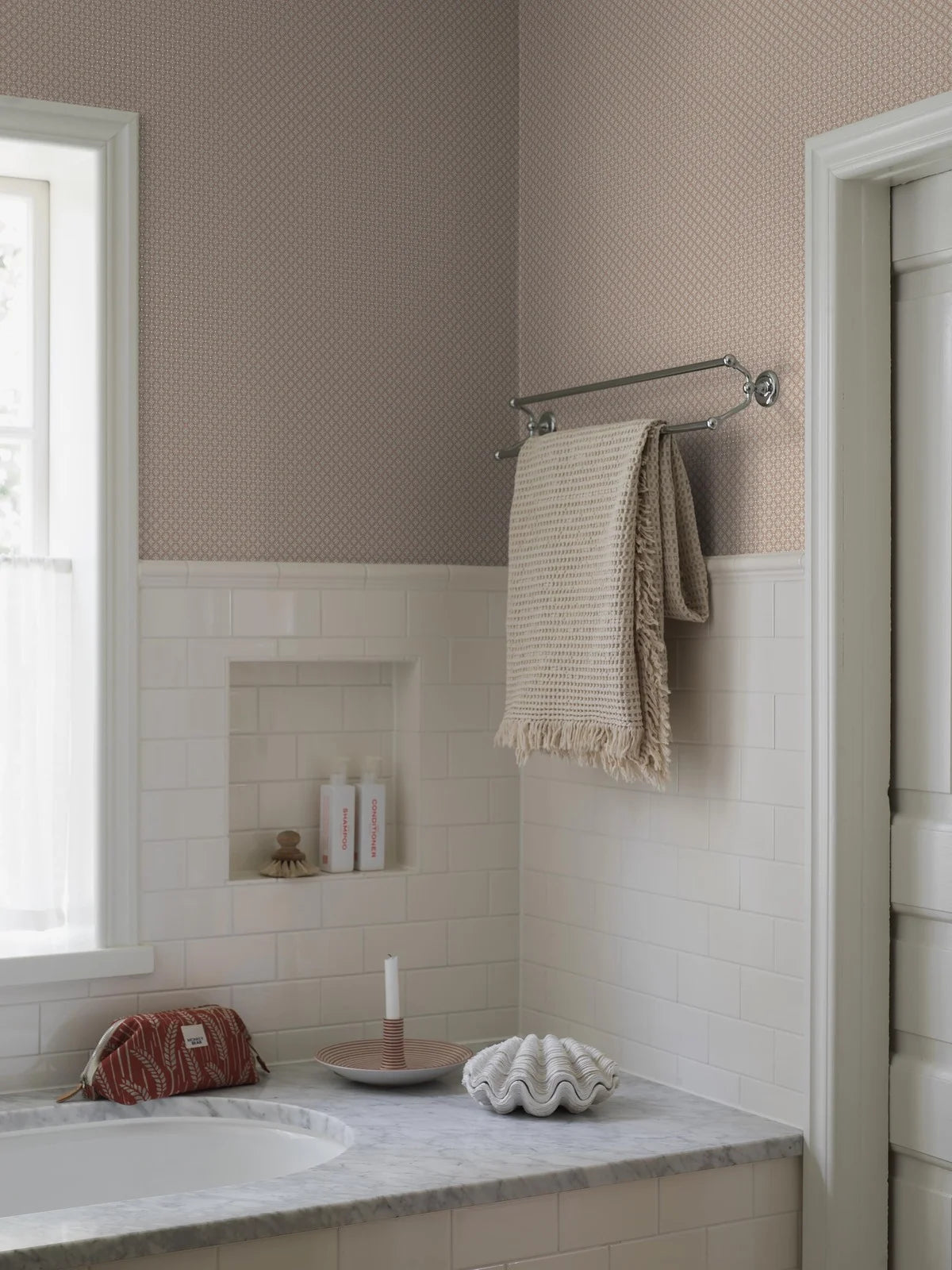 Tapeta z motywem geometrycznym SELMA terakota