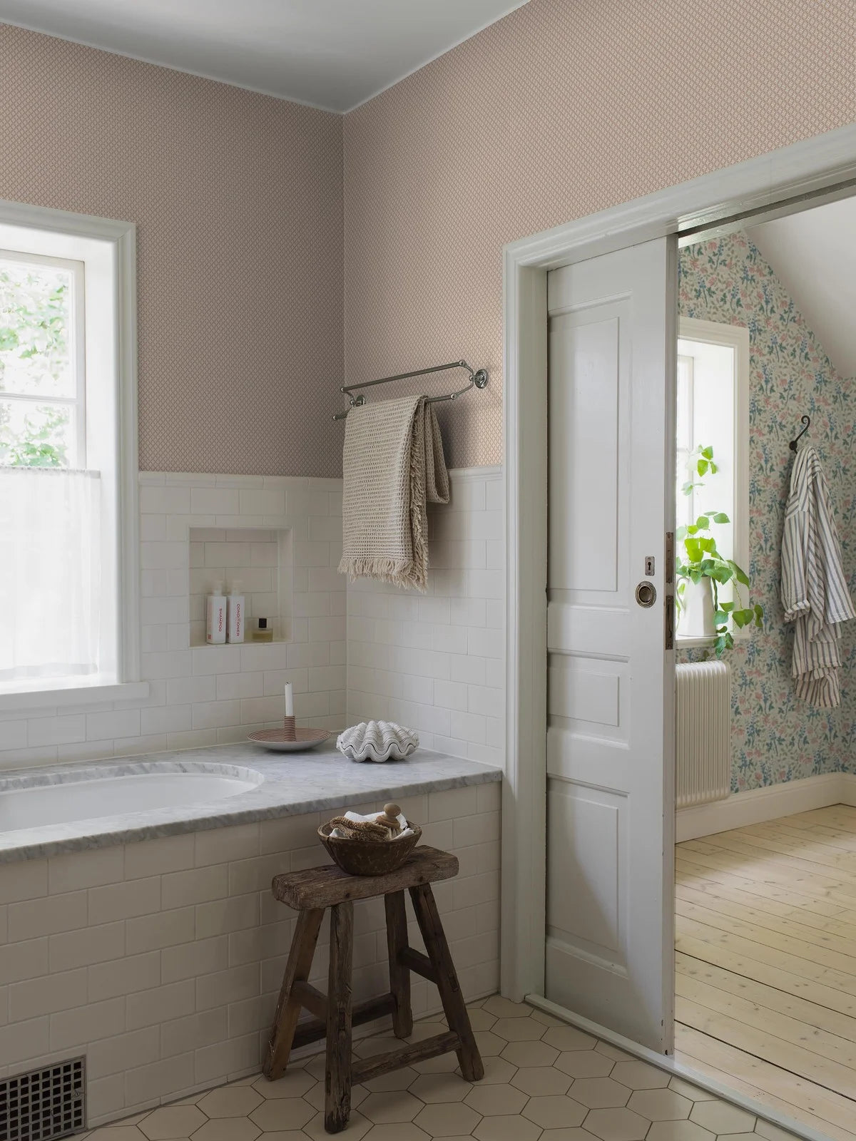 Tapeta z motywem geometrycznym SELMA terakota