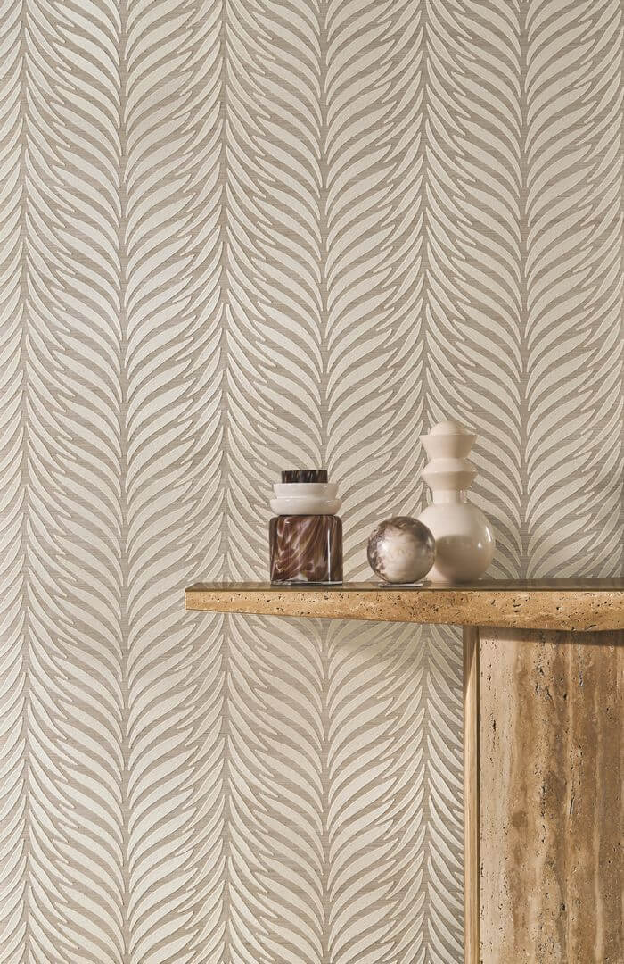 Embroidered structural textile wallpaper with leaf motif ORNAMENTA - IVORY SILVER ivory with beige