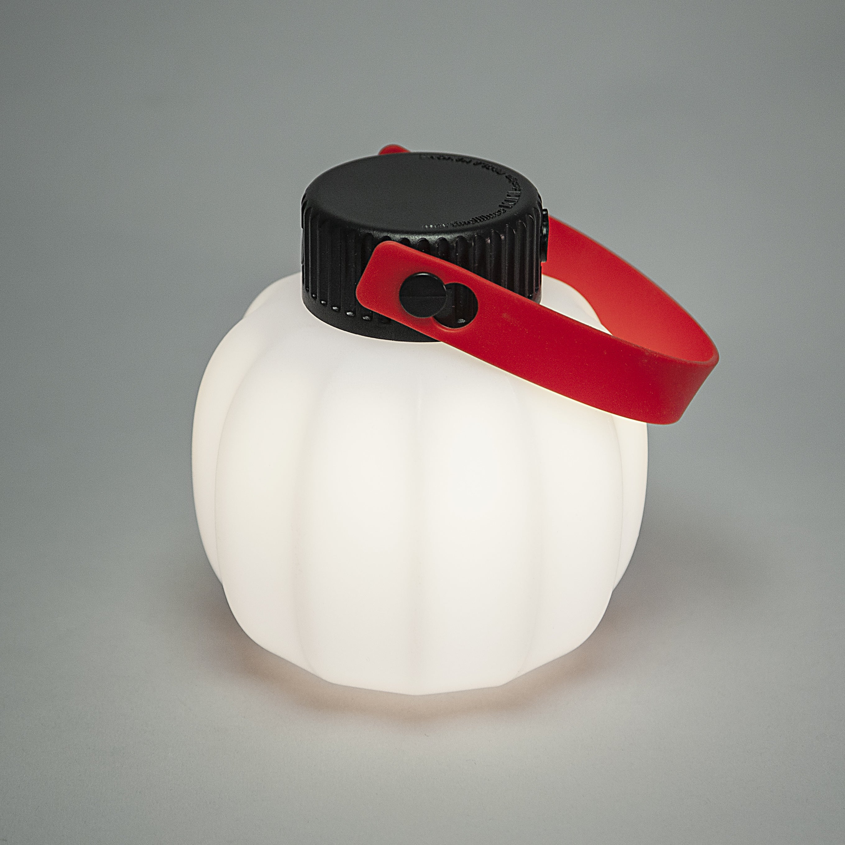Lampa przenośna zewnętrzna KIKI biały z silikonowym uchwytem