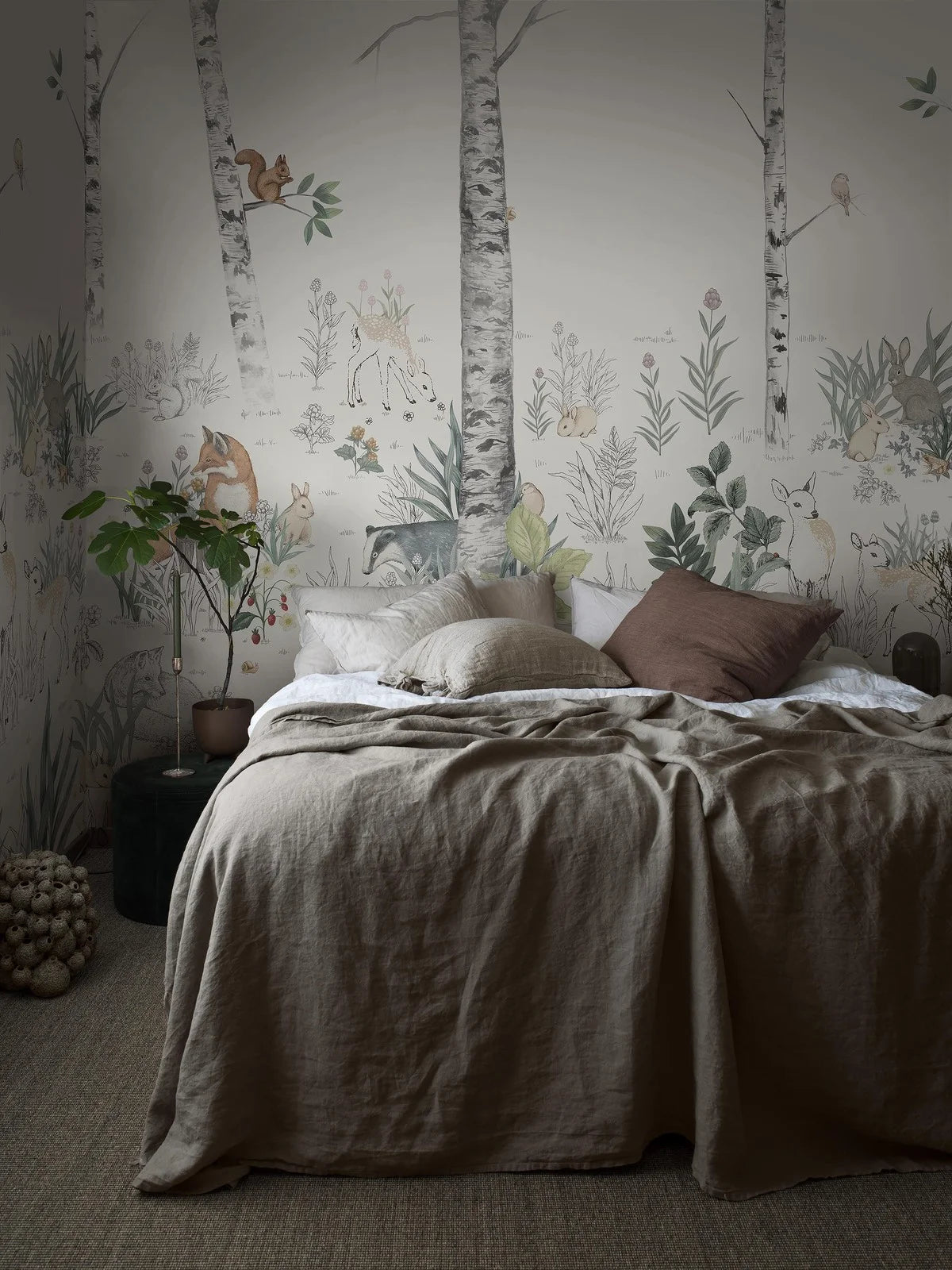 Mural dziecięcy z krajobrazem lasu MAGIC FOREST ciepły biały