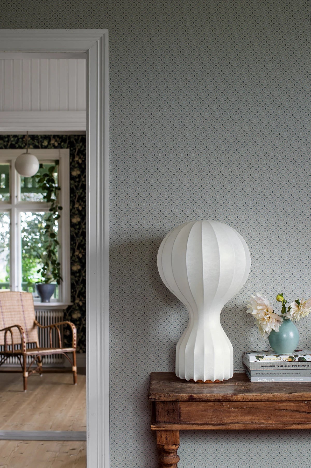 Tapeta geometryczna z motywem kwiatów DAISY szary