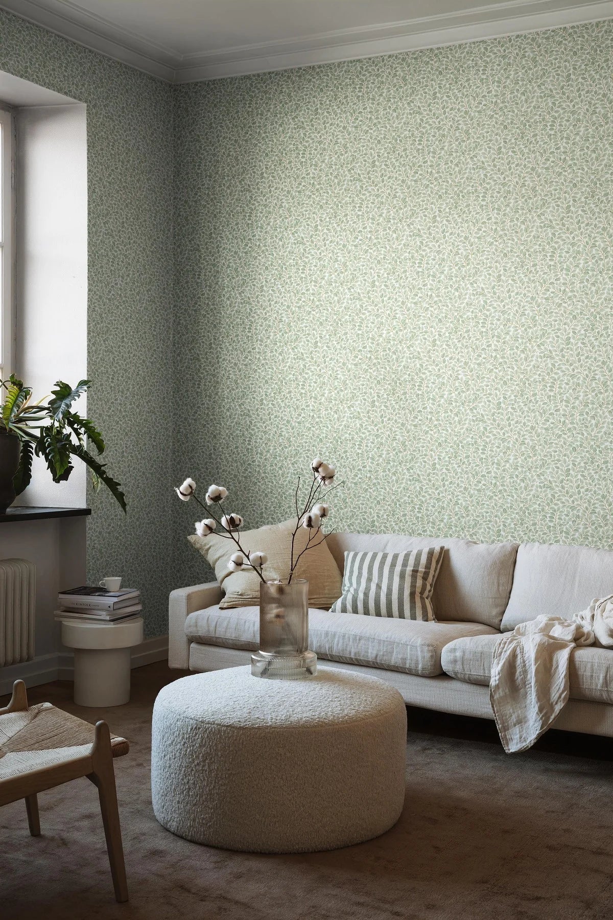 Hazel Green and White Leaf Pattern Wallpaper