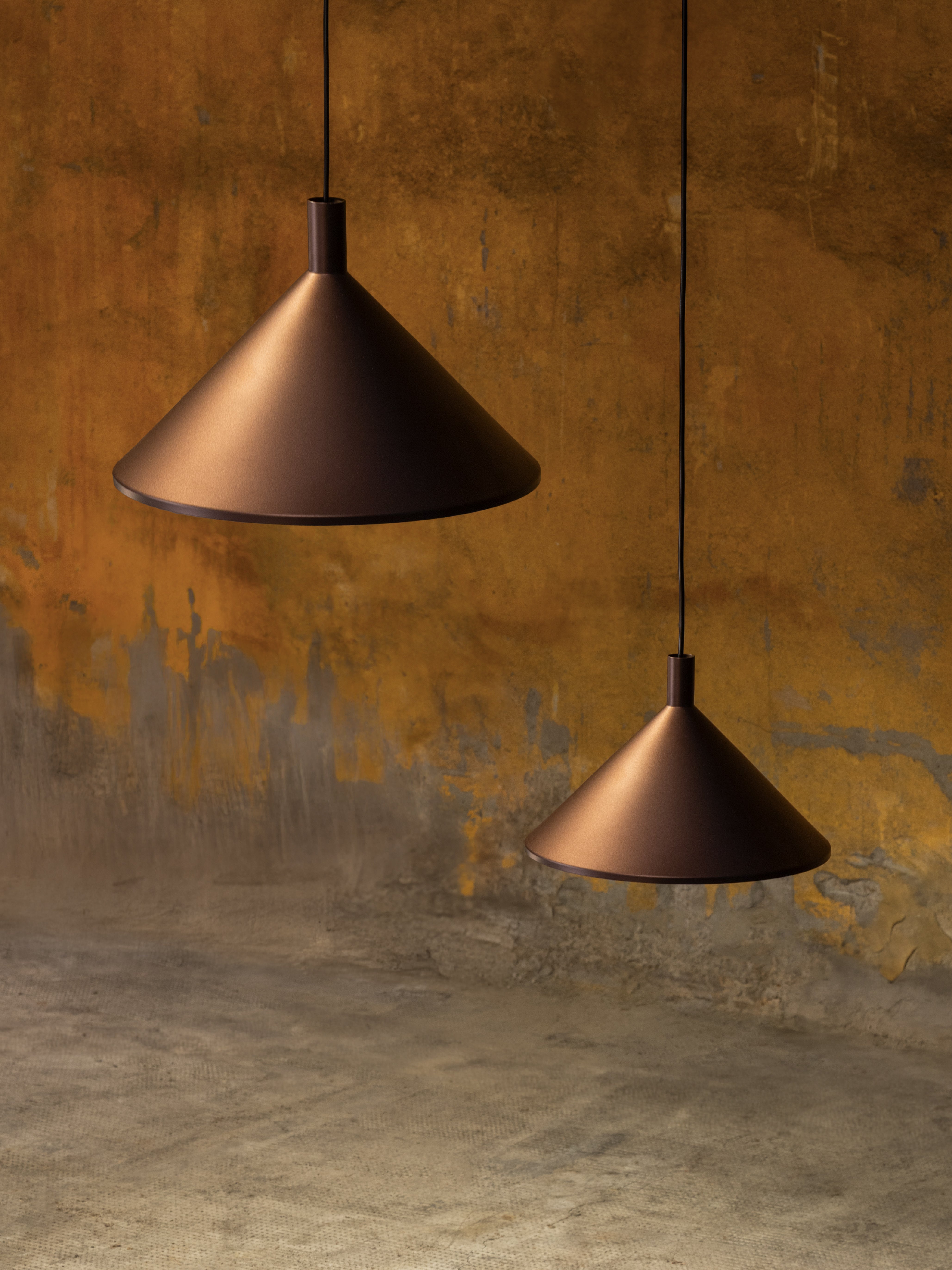 Lampa wisząca CONO biały
